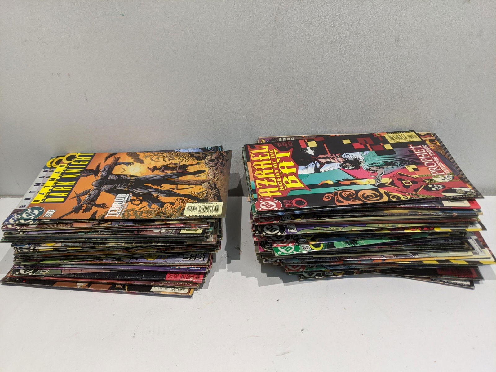 HUGE Lot 1990's Batman & Related Title Comic Books (1 of 6)