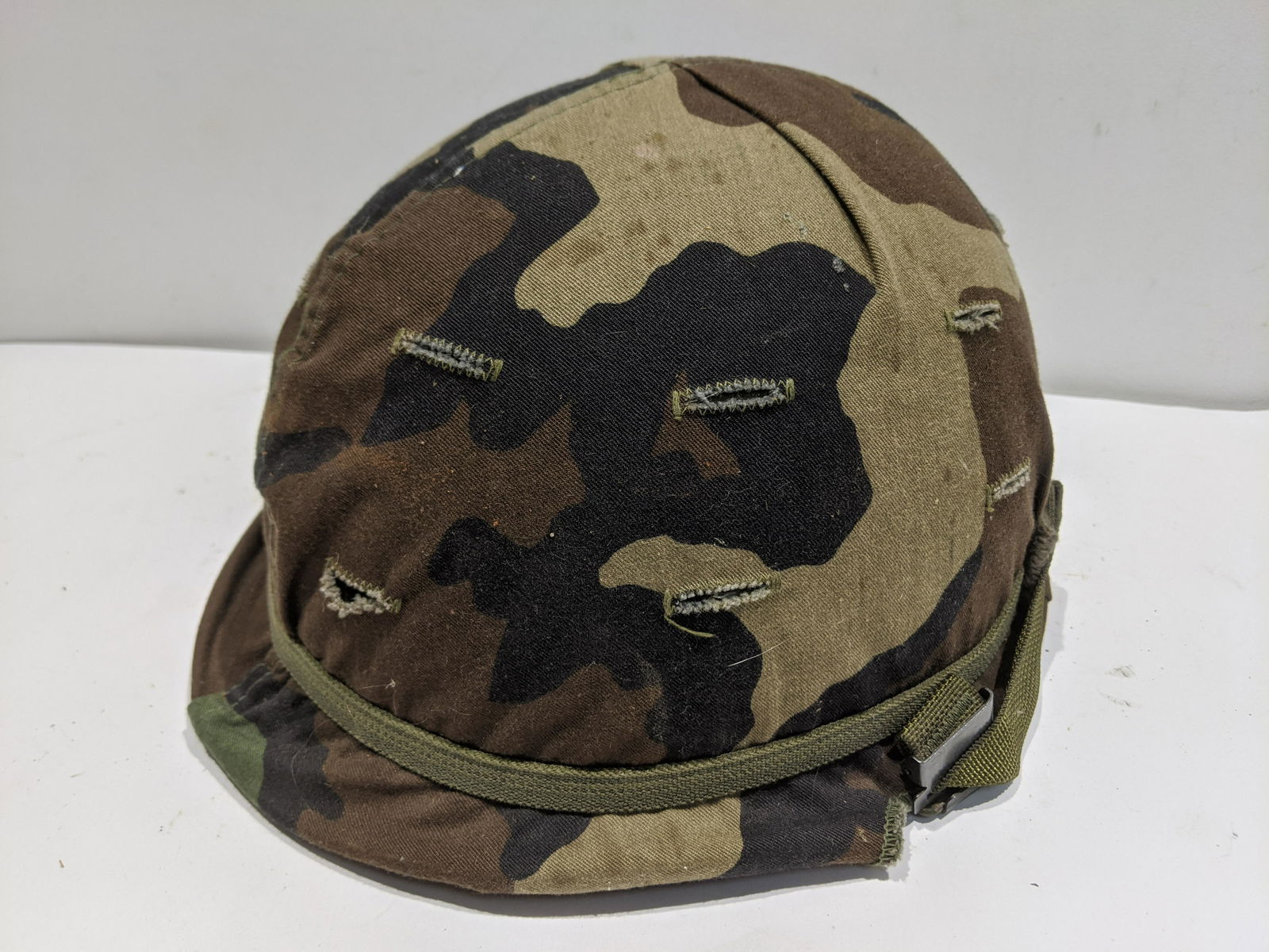 Vietnam Era US Army Helmet w/ Full Insert (1 of 6)