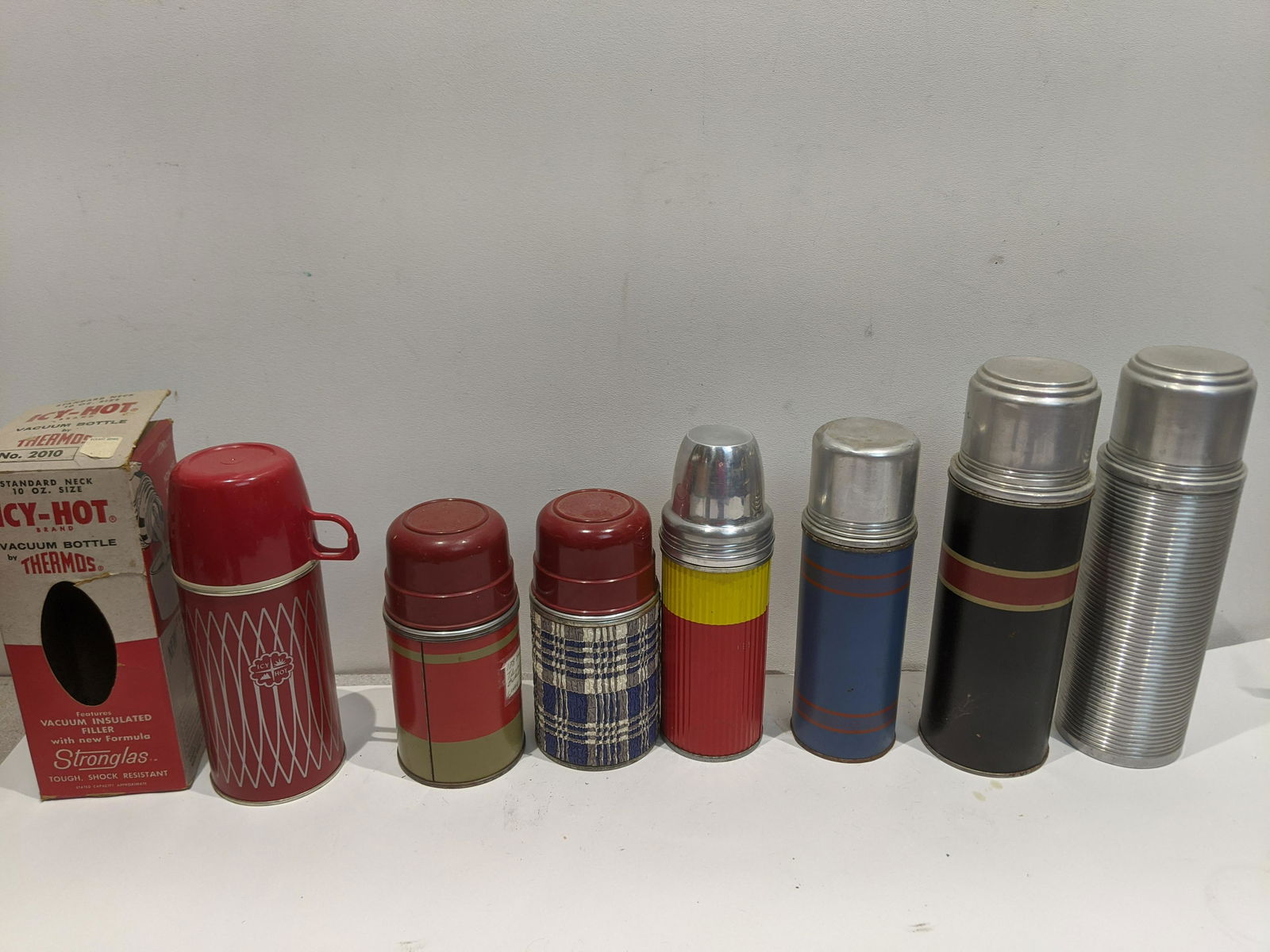 Lot 7 Vintage Thermos Bottles Economy Keapsit Universal (1 of 9)