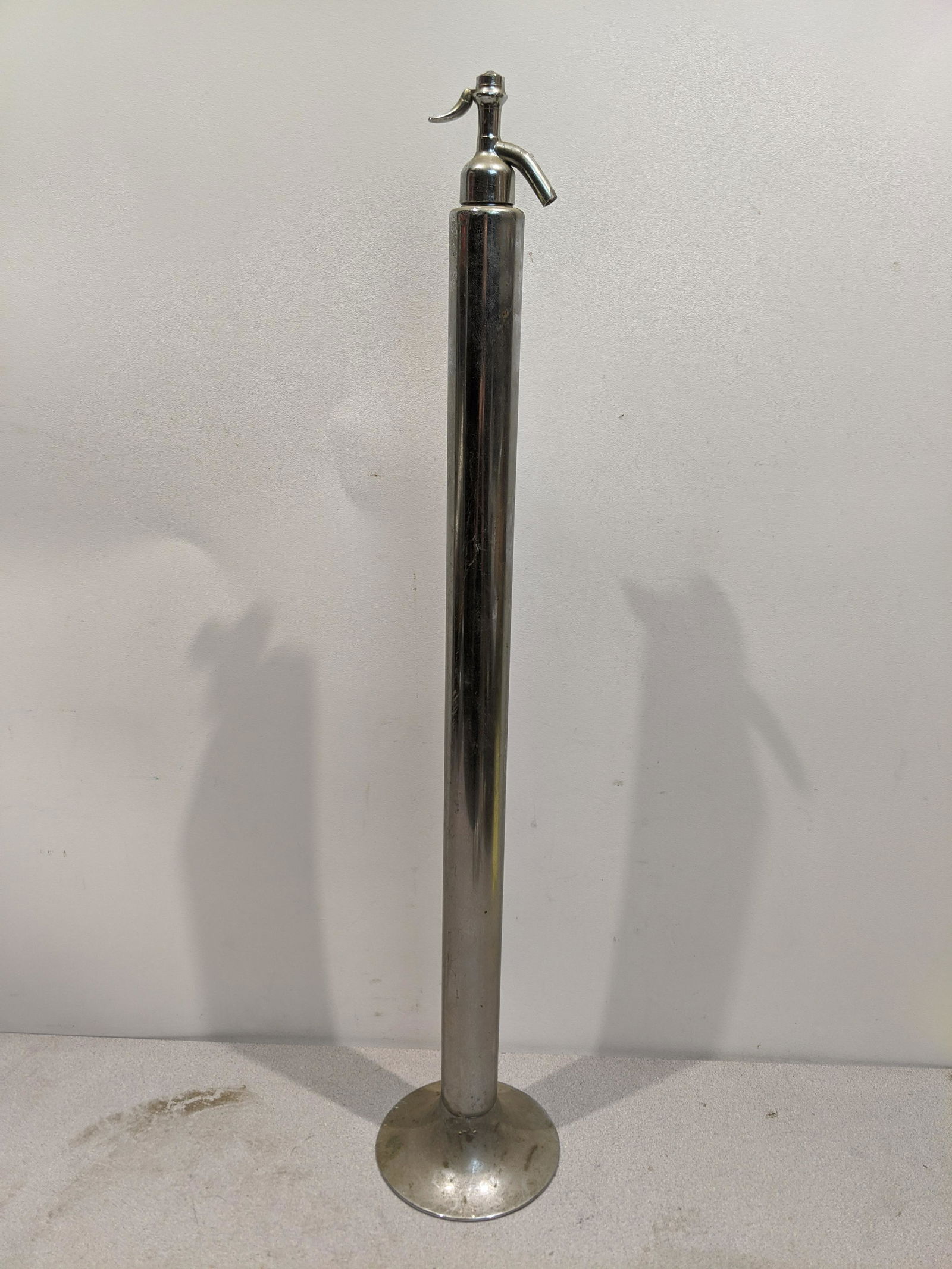 Vintage Art Deco Chrome Floor Standing Soda Spritzer (1 of 7)
