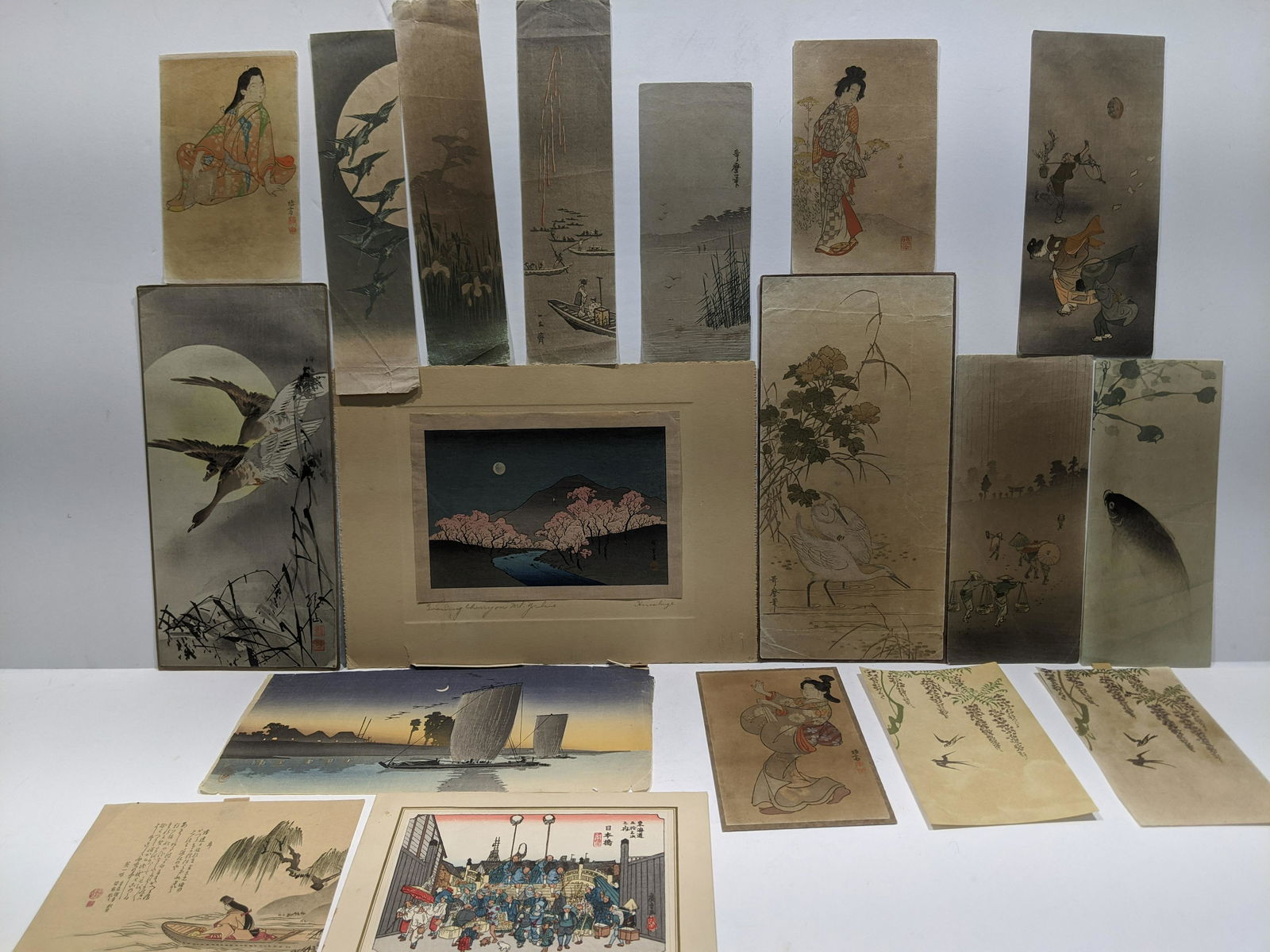 Lot 18 Assorted Small Japanese Woodblock Prints (1 of 10)