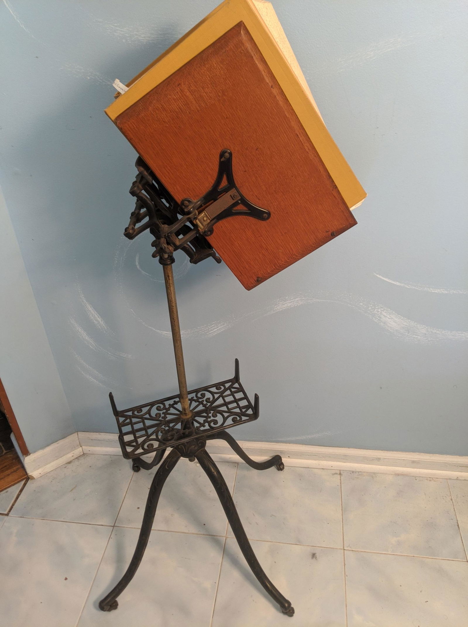 Antique Cast Iron & Wood Dictionary Floor Stand (1 of 8)