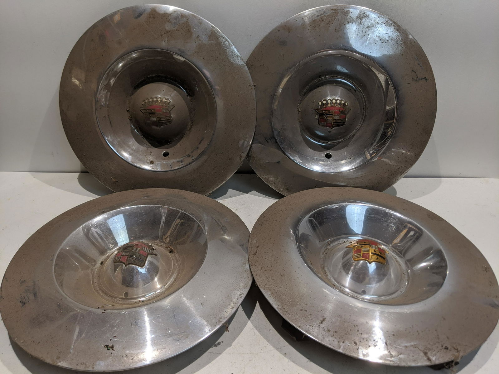 Set 4 1953 Cadillac Chrome Wheel Hubcaps (1 of 6)