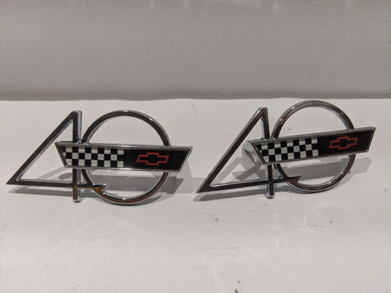 Chevrolet Corvette 40th Anniversary ZR-1 Fender Emblems (1 of 3)