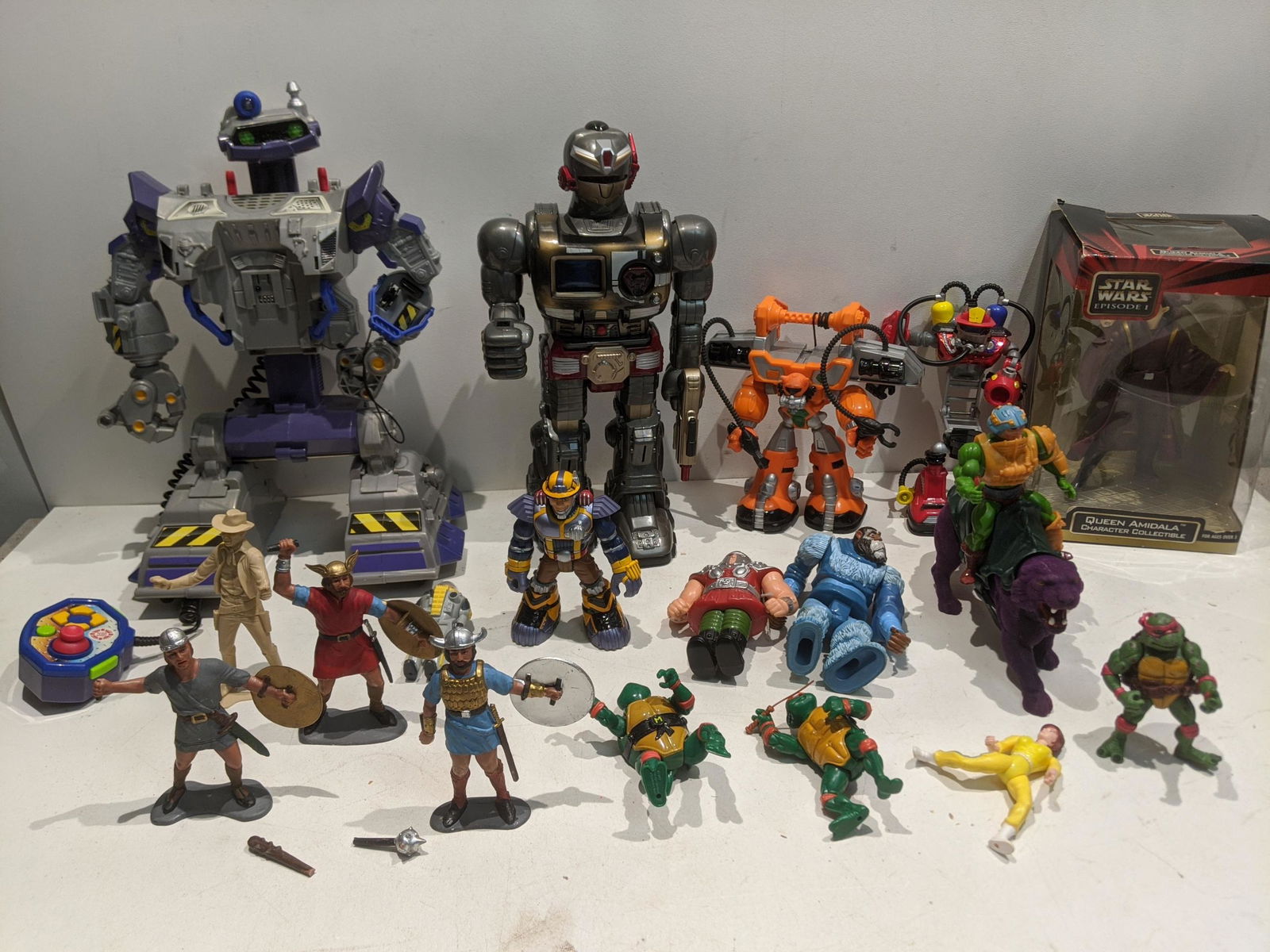 Lot 19 Assorted Action Figures Robots He-Man Marx TMNT (1 of 11)