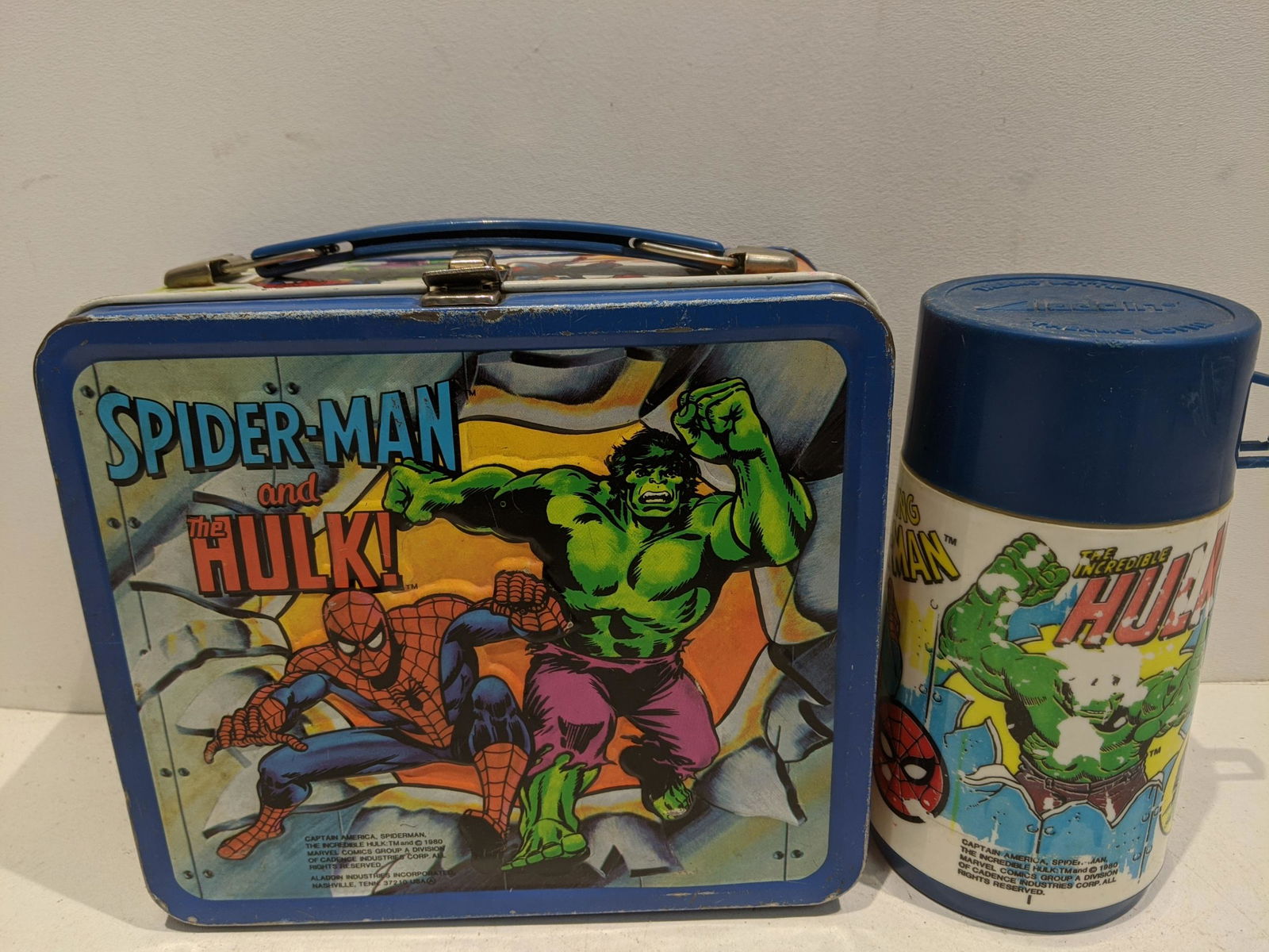 1980 Aladdin Spider-Man Hulk Captain America Lunch Box (1 of 6)