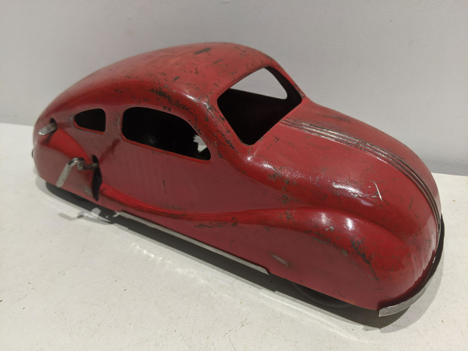 1940's Nylint Pressed Steel Wind-Up Deco Coupe Car (1 of 6)