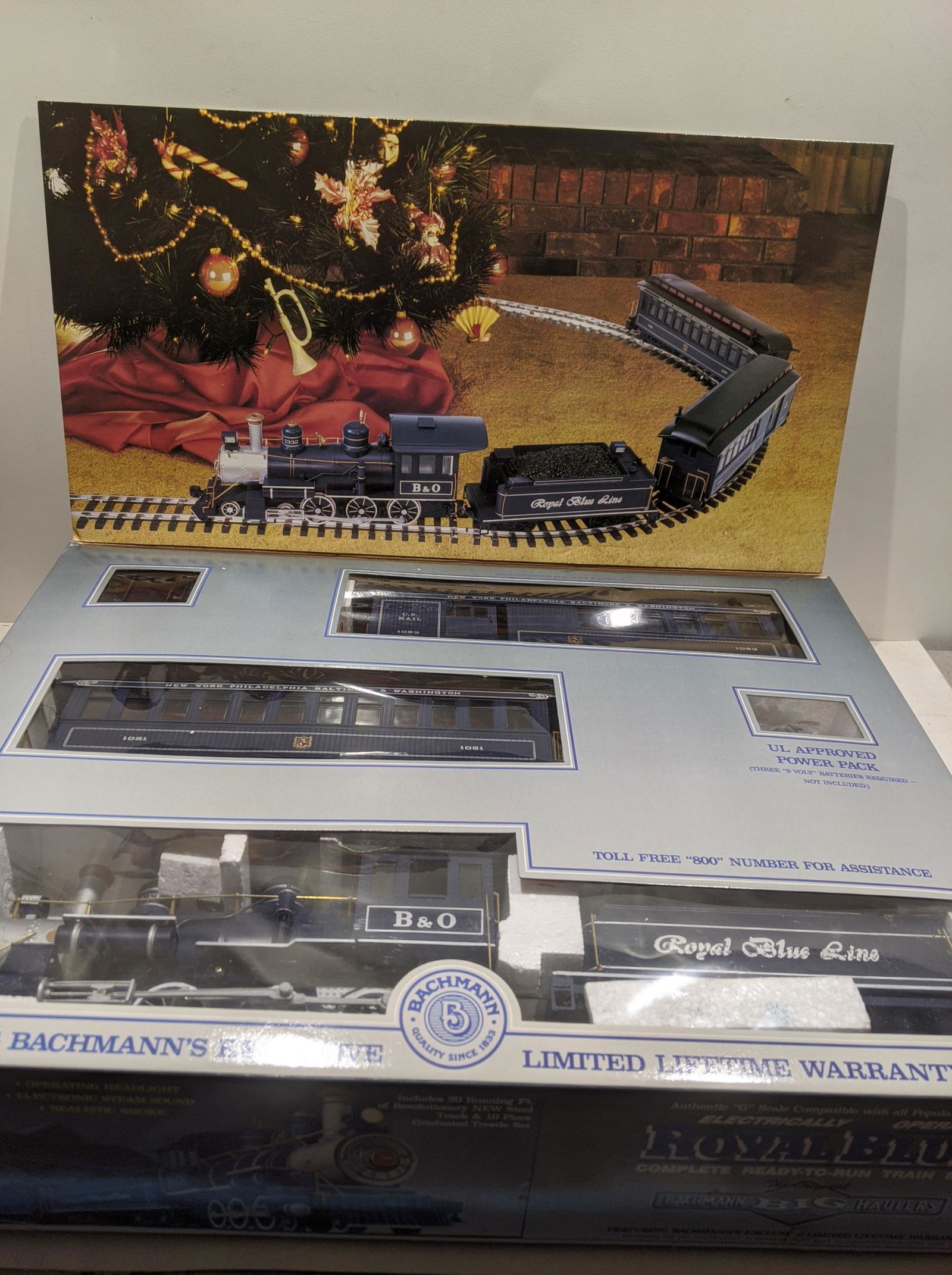 Bachmann Big Haulers Royal Blue Train Set in Box 90016: G Scale Bachmann Big Haulers Royal Blue Train Set in Box with shipping box. Condition:Good with no problems Shipping:We offer in-house shipping. Item(s) will be packed after invoice is paid and shippi