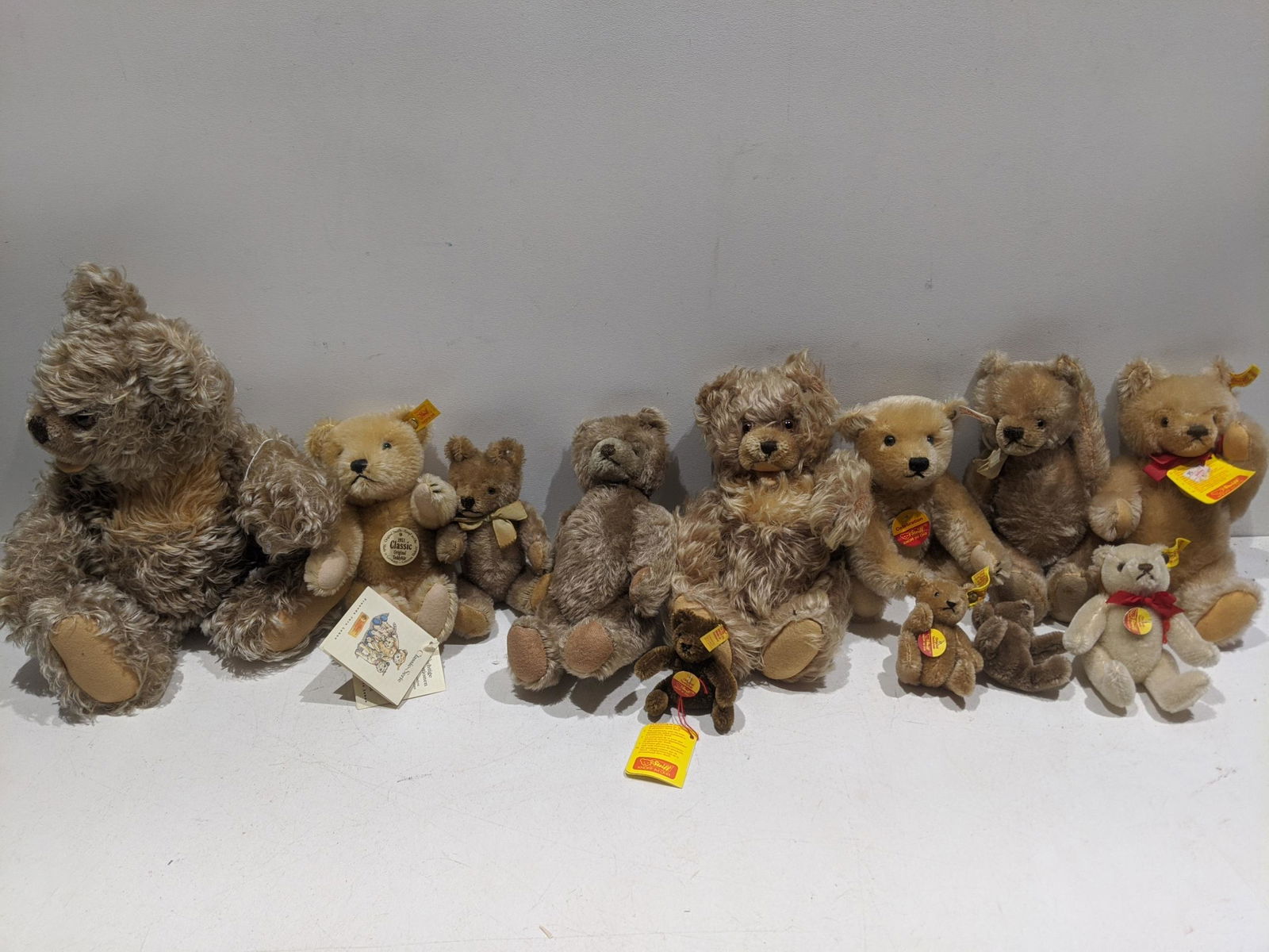 Lot 12 Stuffed Teddy Bears Steiff Zaffty Henry Etc (1 of 7)