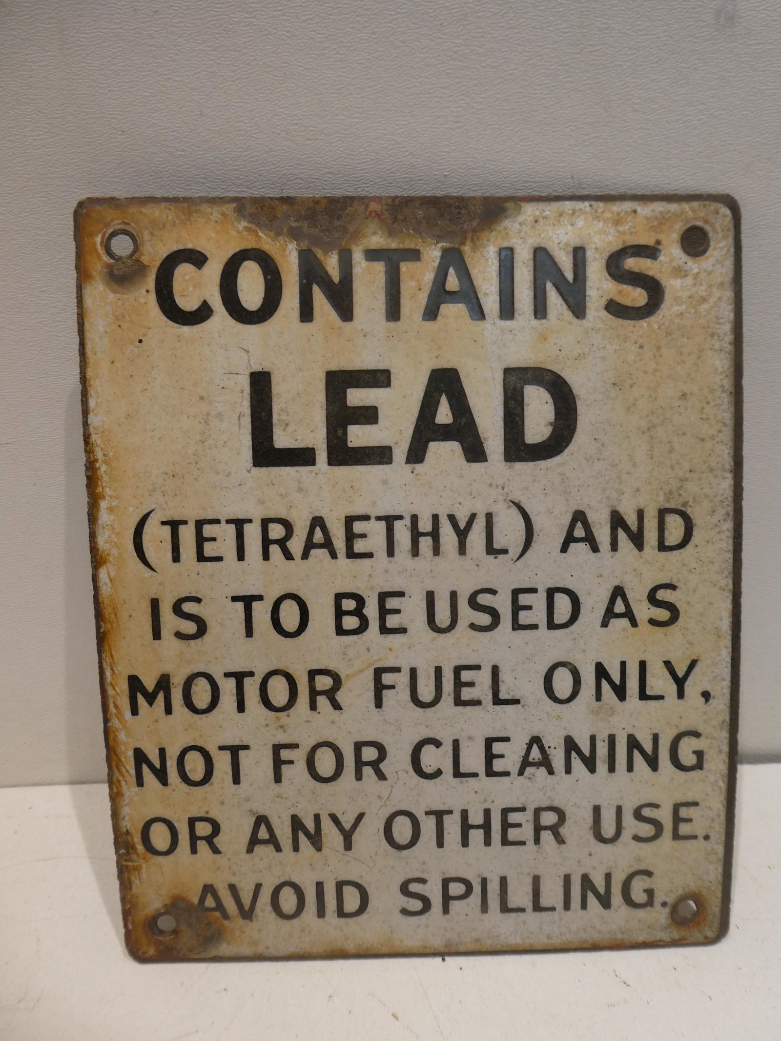 1950's Original Porcelain Gas Pump Contains Lead Sign: 1950's Original Porcelain Gas Pump Contains Lead Sign. Measurements in inches: 7 x 8 1/2 Condition:Has some old chipping Shipping:We offer in-house shipping. Item(s) will be packed after invoice is pa