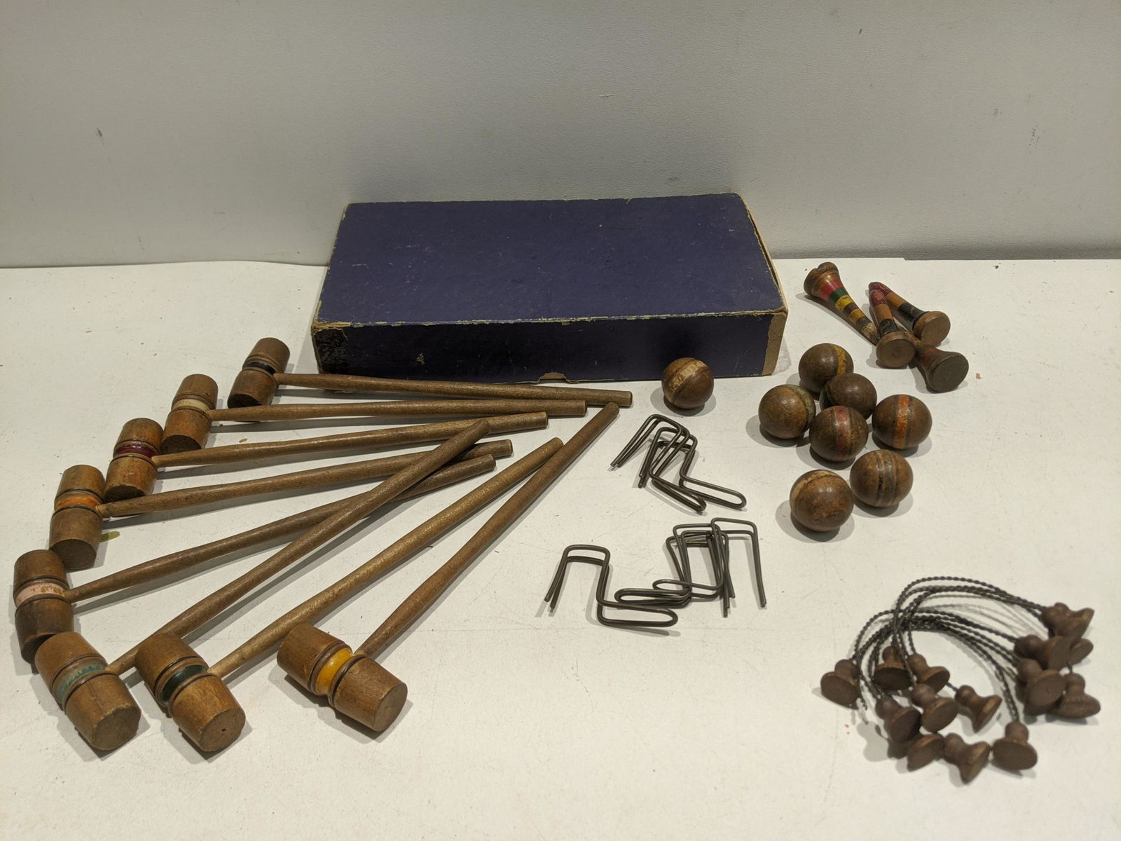 Antique Childs Table Top Wooden Croquet Set (1 of 8)