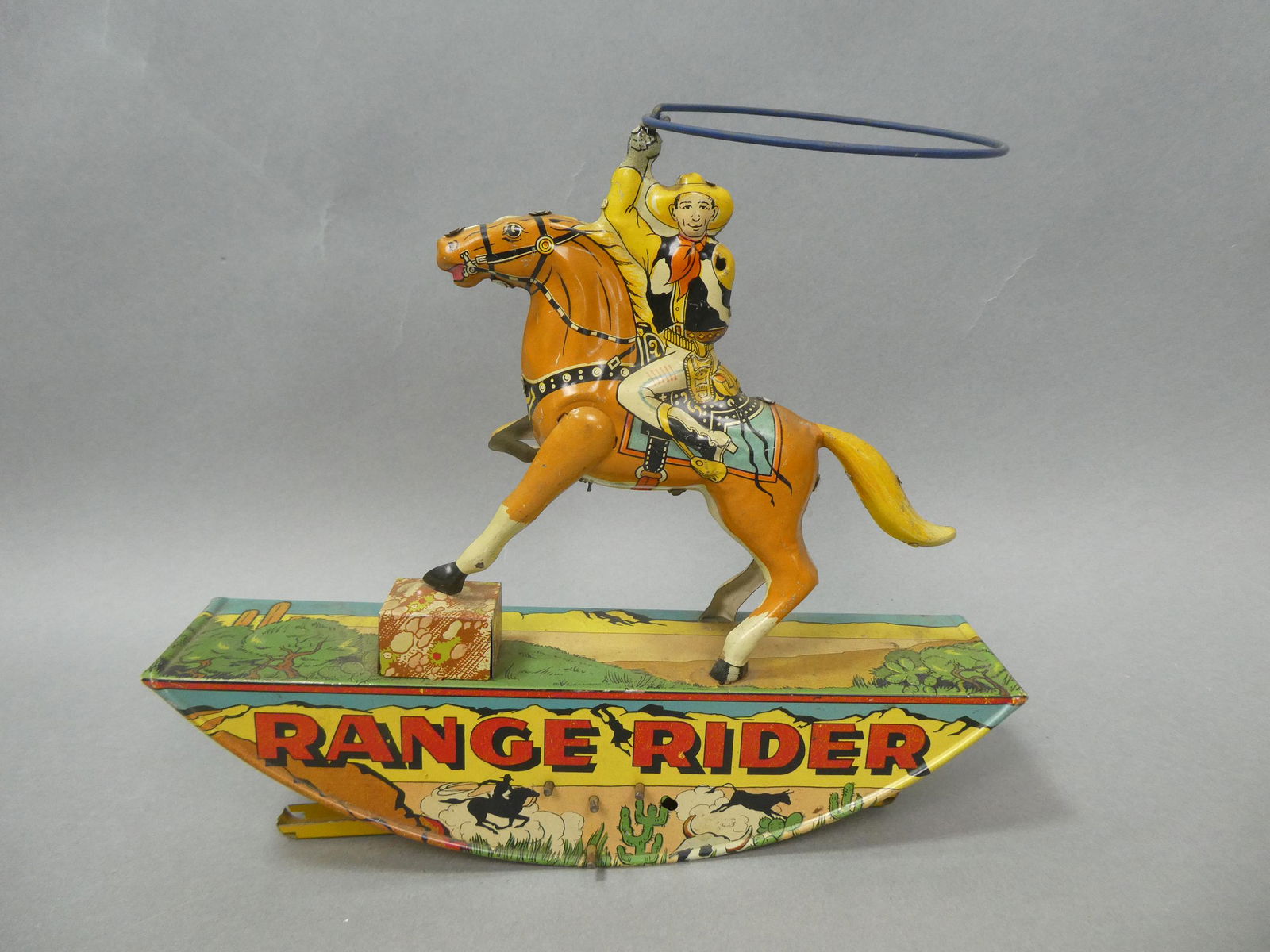 1930's Marx Tin Litho Range Rider Wind-up Toy (1 of 6)