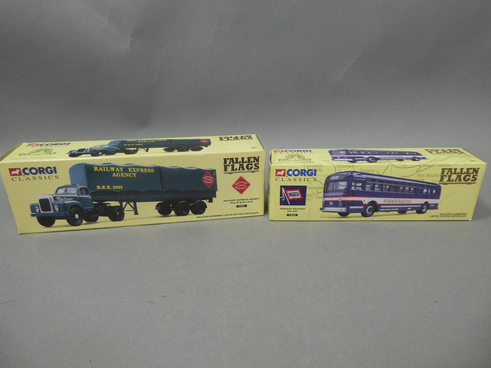 2 Corgi Classics Fallen Flags Bus & Semi Truck NOS (1 of 4)