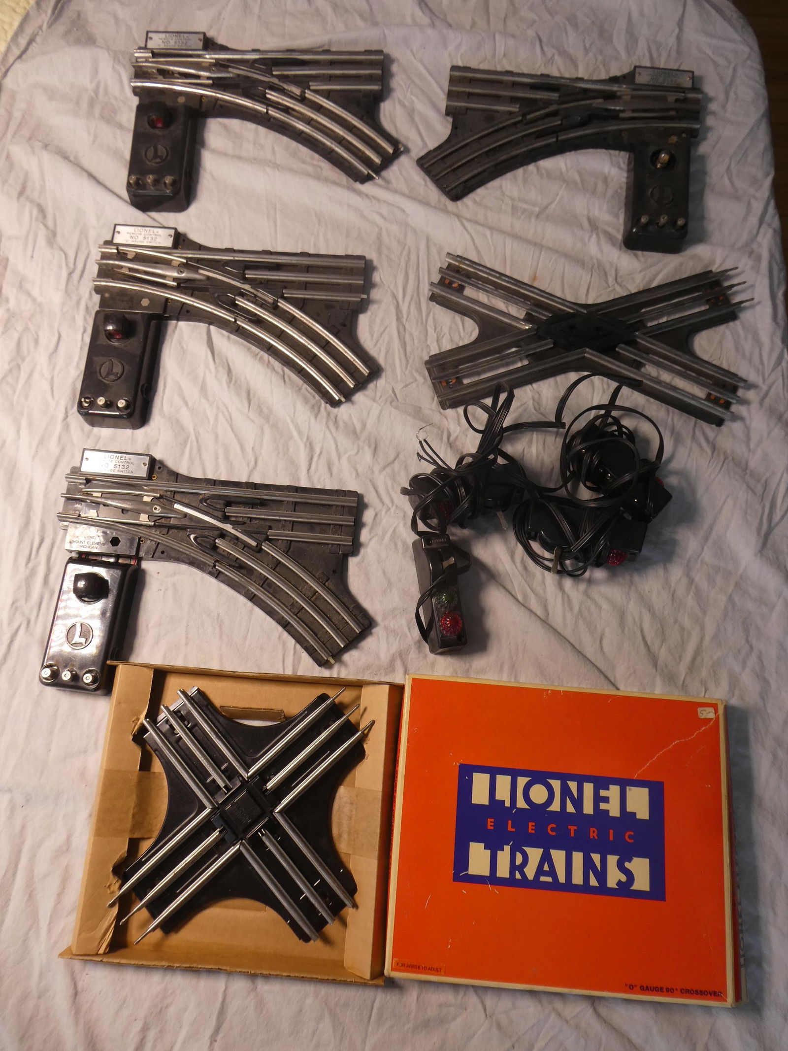 Lot Lionel Remote Control Switches & Crossovers 5132 et (1 of 8)