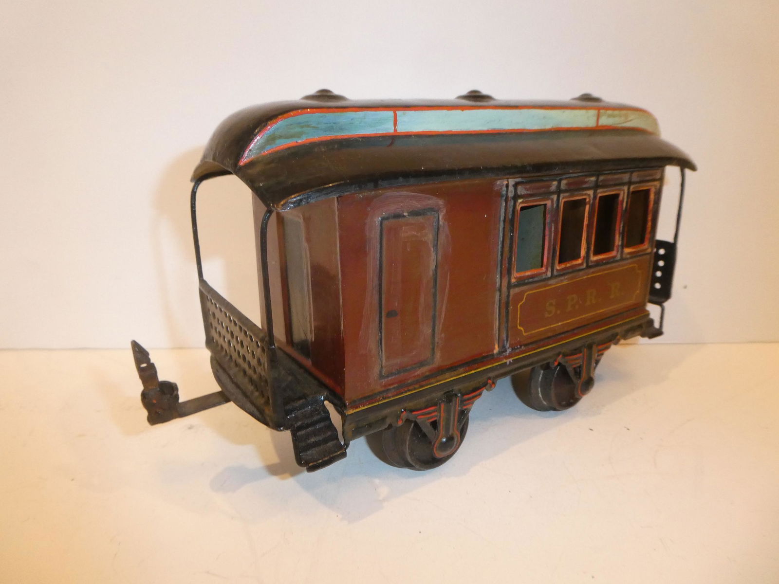Marklin 1 Gauge SPRR Hand-Painted Passenger Train Car (1 of 5)