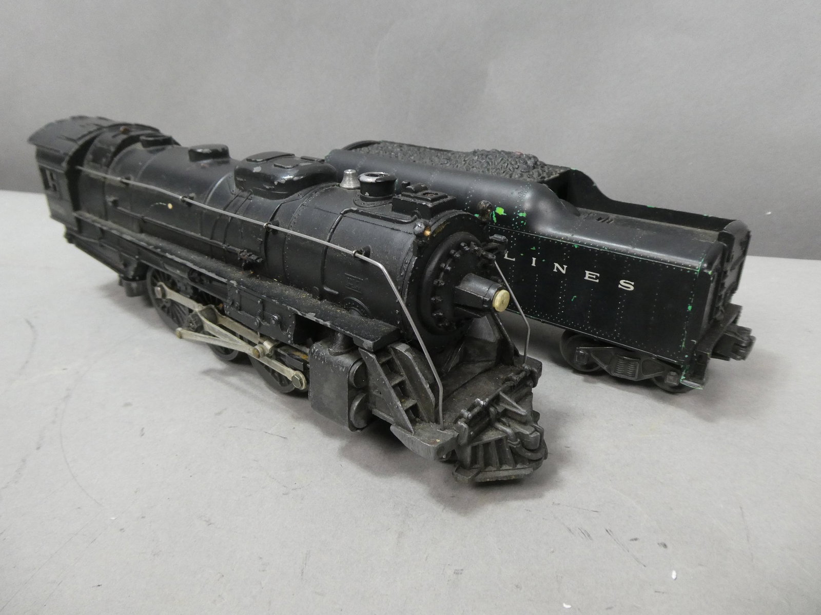 Lionel 2056 4-6-4 Locomotive w/ 2046W Tender: Lionel 2056 4-6-4 Locomotive w/ 2046W Tender. Condition:Not tested. Wheels turn freely. Engine and tender show wear with age and use Shipping:We offer in-house shipping. Item(s) will be packed after i