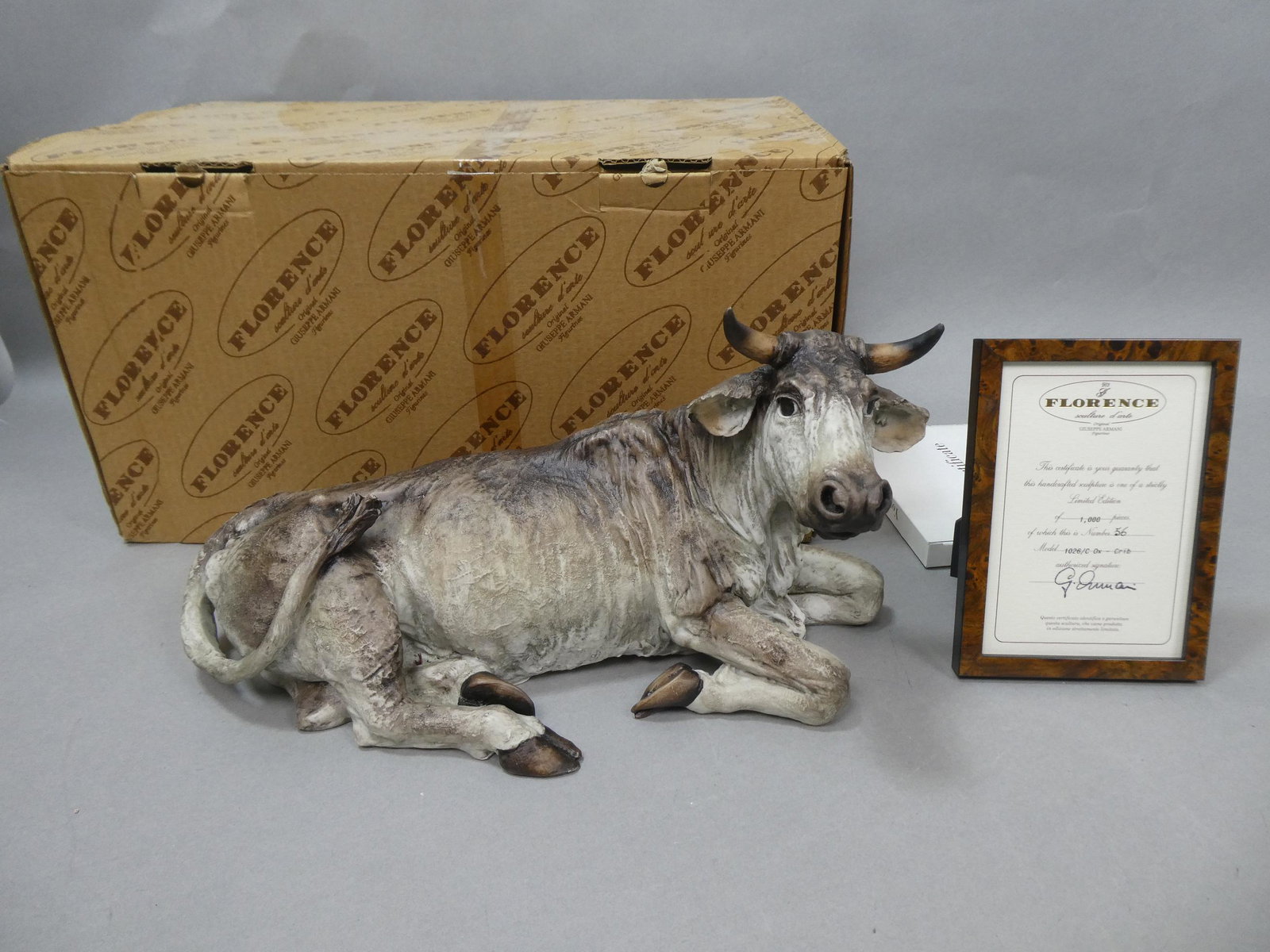 Guiseppe Armani Florence Nativity Set Ox Crib: Guiseppe Armani Florence Nativity Set Ox Crib model 1026/C in box with certificate of authenticity. Limited Edition 56/1000.. Measurements in inches: 9 high x 16 long Condition:Good with no problems S
