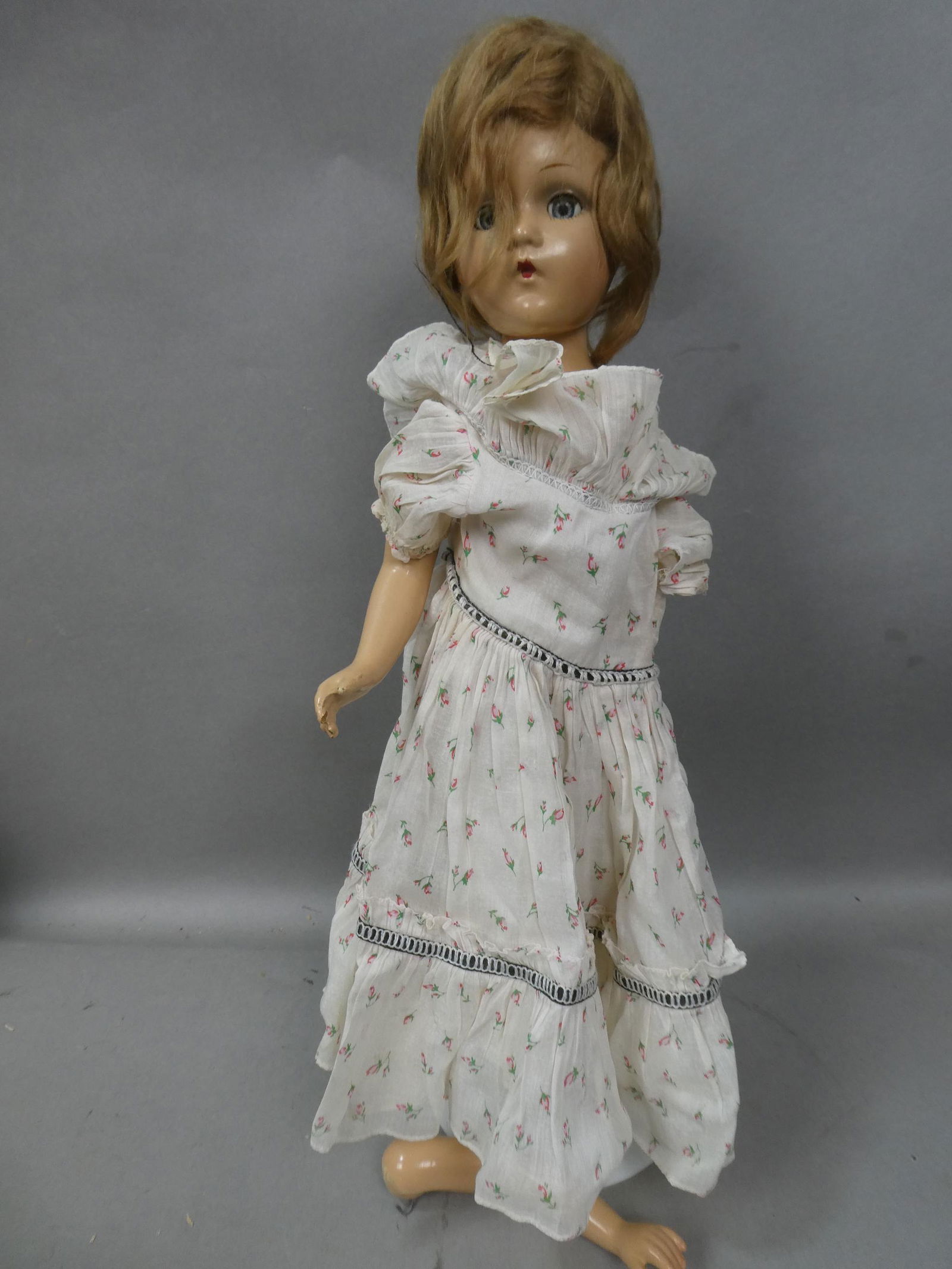 Madame Alexander Composition Wendy Ann Doll (1 of 6)