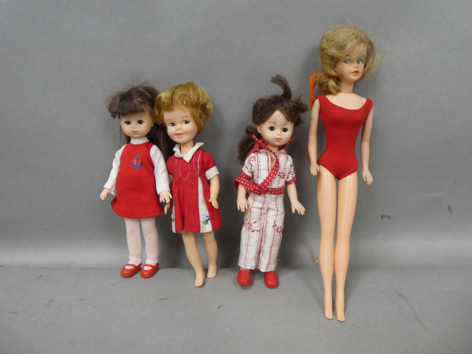 Lot 4 Vinyl Vintage Dolls 1977 Ginny Barbie Type 1963 (1 of 6)