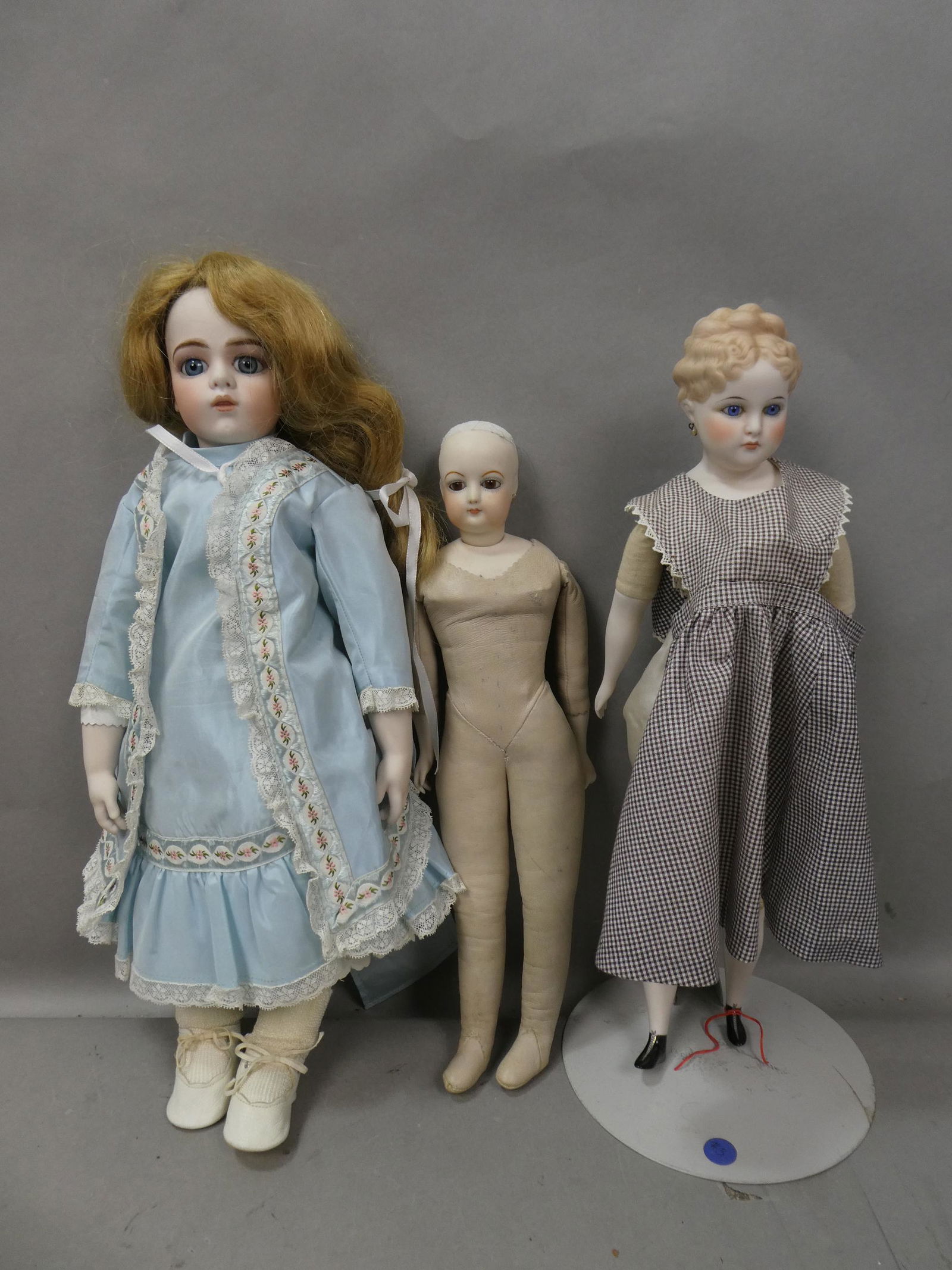 Lot 3 Repro Porcelain Dolls Clairmaid etc (1 of 12)