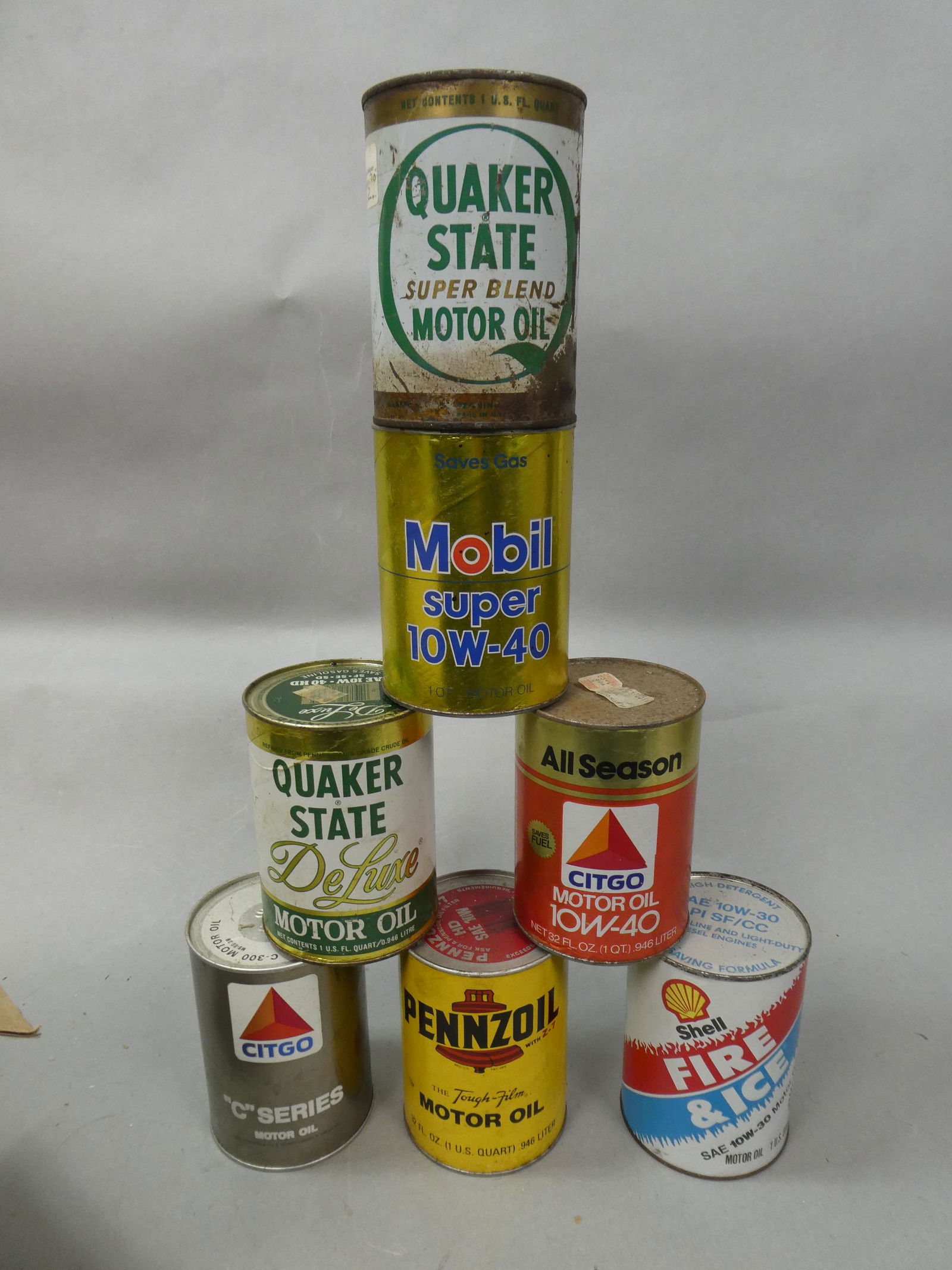 Lot 7 Vintage 1 Quart Assorted Motor Oil Cans (1 of 8)