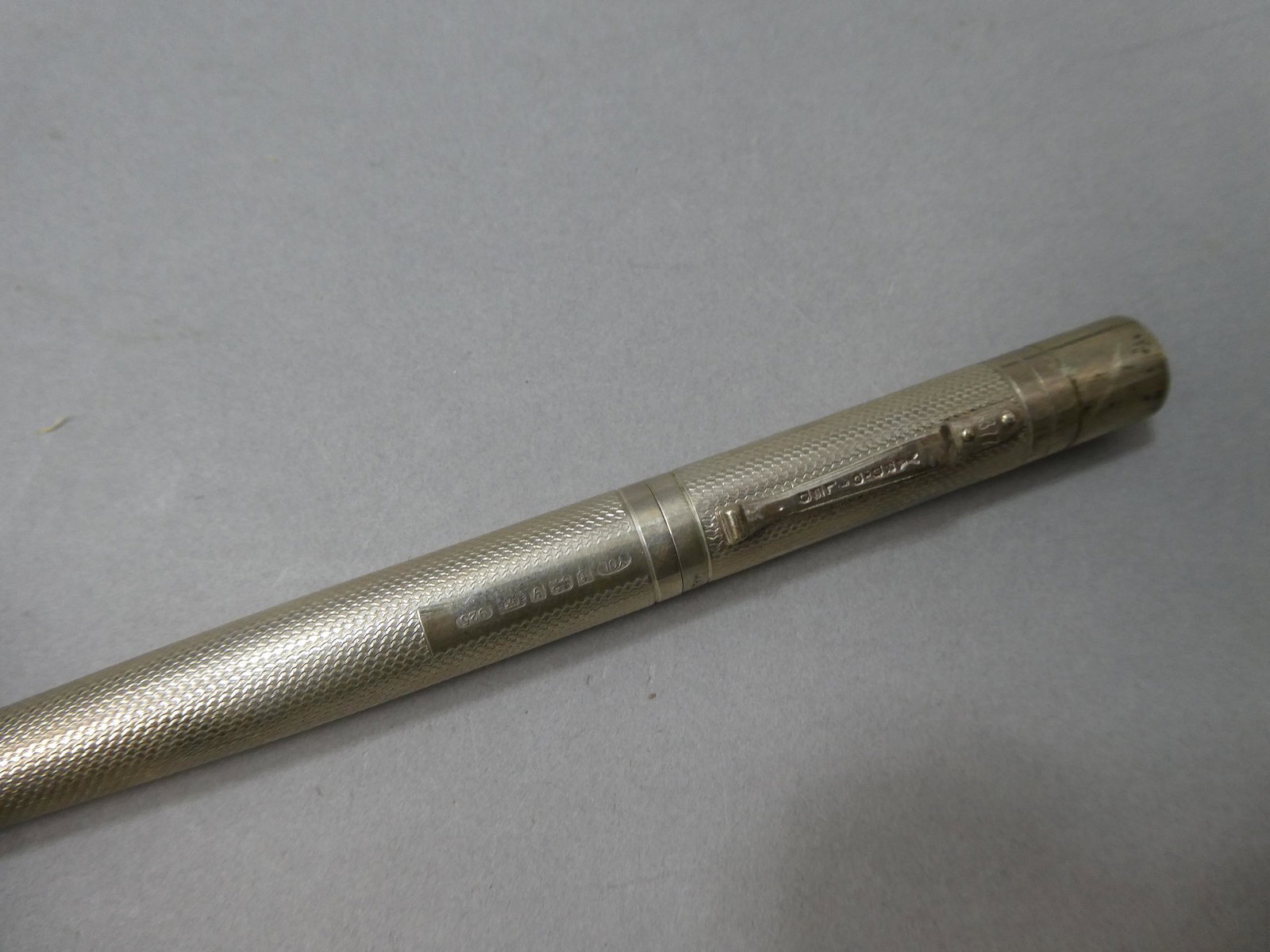 Yard-O-Led England Sterling Silver Ballpoint Pen #8377: Yard-O-Led England Sterling Silver Ballpoint Pen #8377. Measurements in inches: 6 long Condition:Has tarnish, owners monogram on side Shipping:We offer in-house shipping. Item(s) will be packed after 