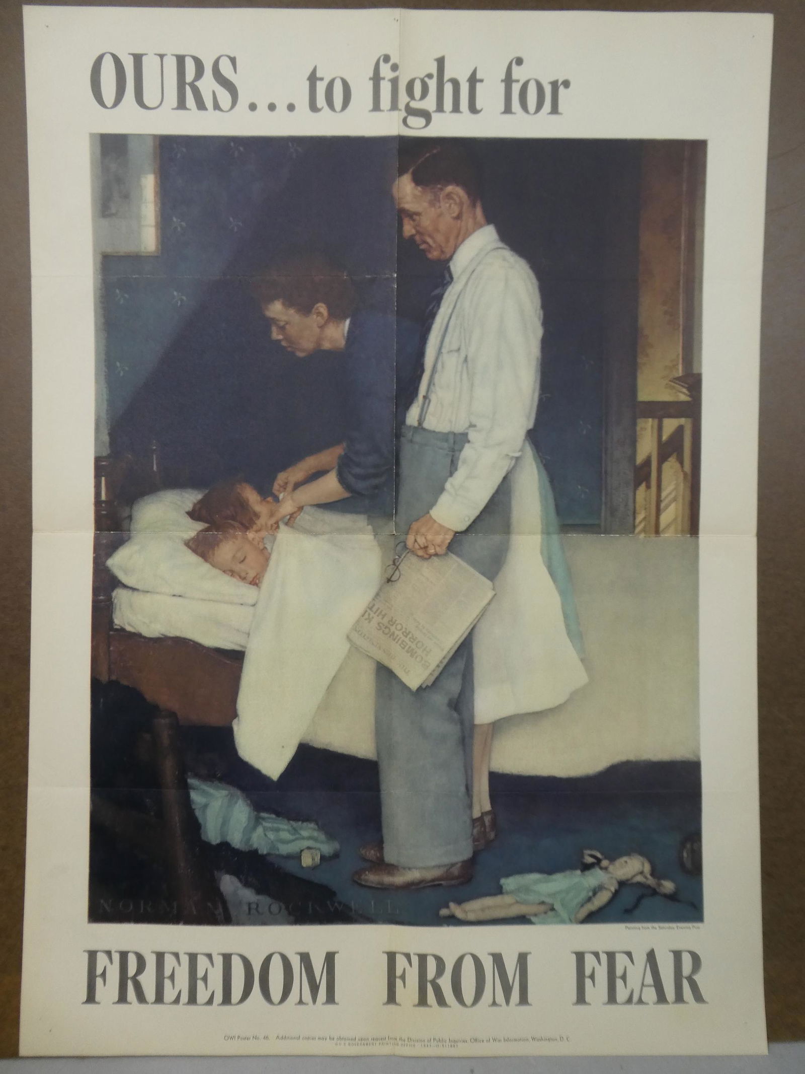 WWII Original Propaganda Poster 1943 Norman Rockwell Freedom From Fear: WWII Original Propaganda Poster 1943 Norman Rockwell Freedom From Fear OWI No 46. Measurements in inches: 20 x 28 Condition:Has small pinholes in corners Shipping:We offer in-house shipping. Item(s) w