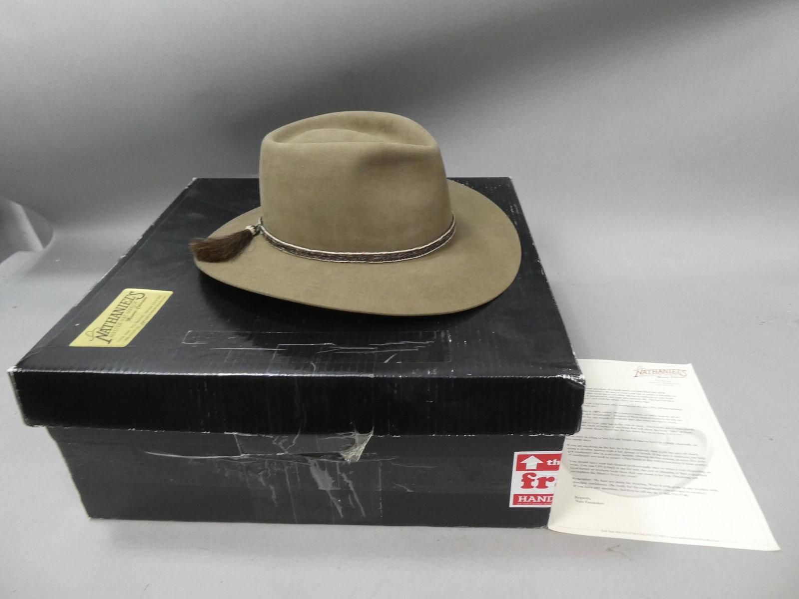 New Vintage Nathaniel's of Colorado Rabbit Brown Cowboy Western Hat: New Vintage Nathaniel's of Colorado Rabbit Brown Cowboy Western Hat in original box. Measurements in inches: Size 7 1/4 Condition:Looks little if ever used Shipping:We offer in-house shipping. Item(s)