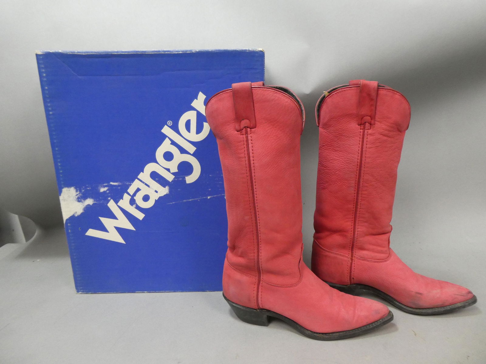 Pair Woman's 7M Pink Red Suede Leather Wrangler Western Cowboy Boots (1 of 7)