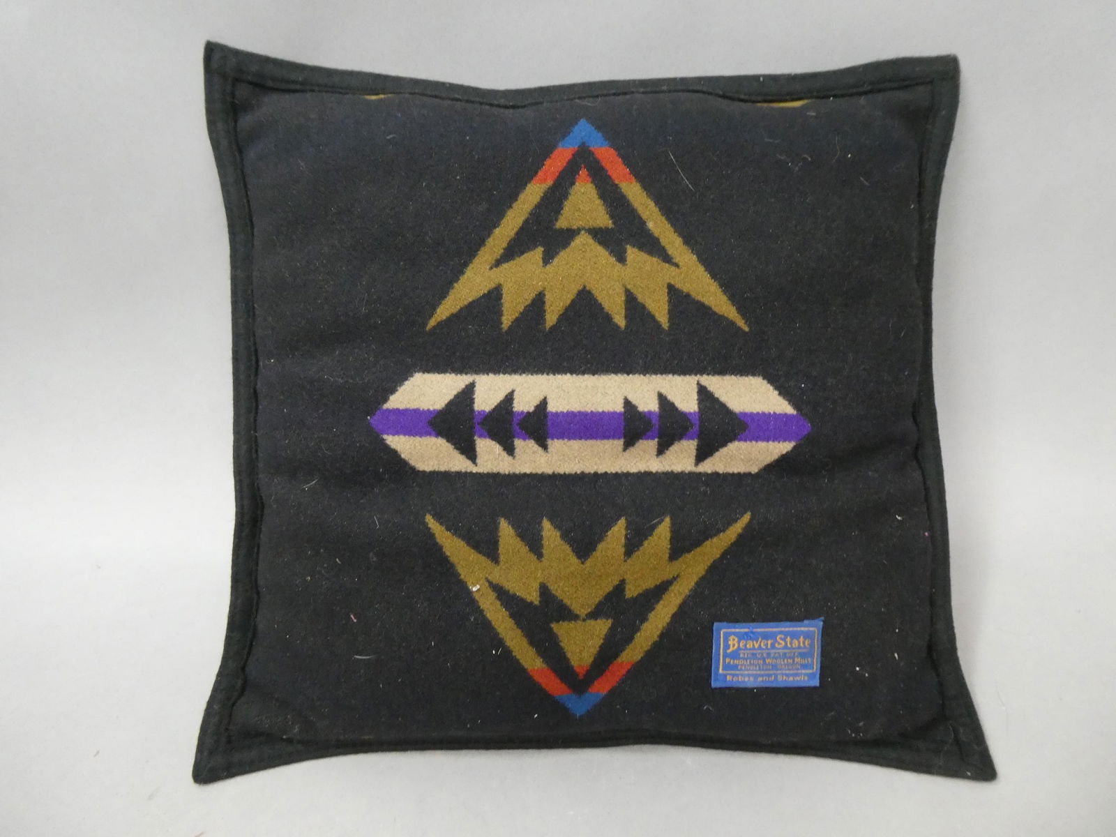 Vintage Pendleton Beaver State Wool Western Indian Style Pillow (1 of 4)