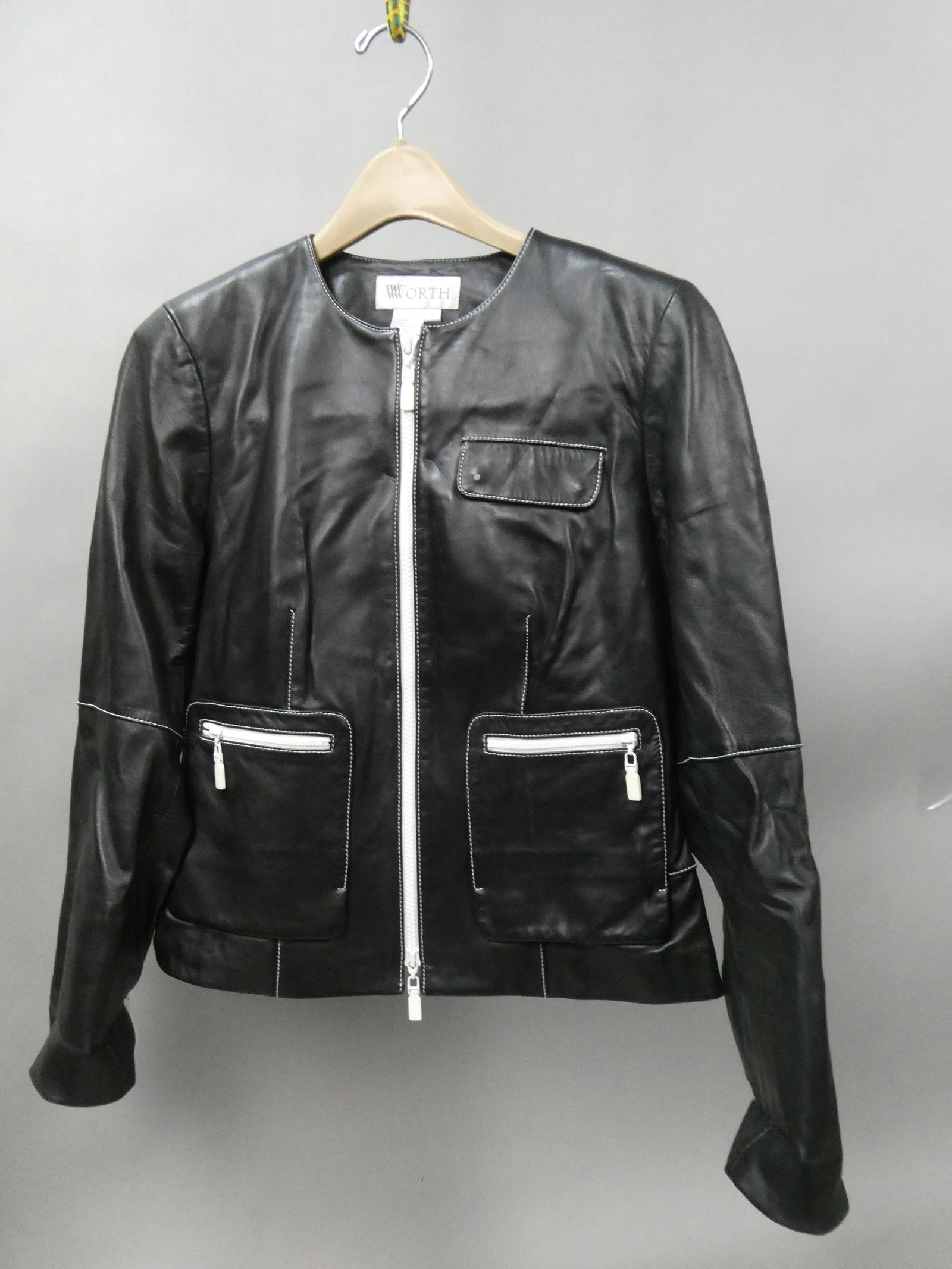Worth Black & White Size 6 Leather Evening Jacket (1 of 8)