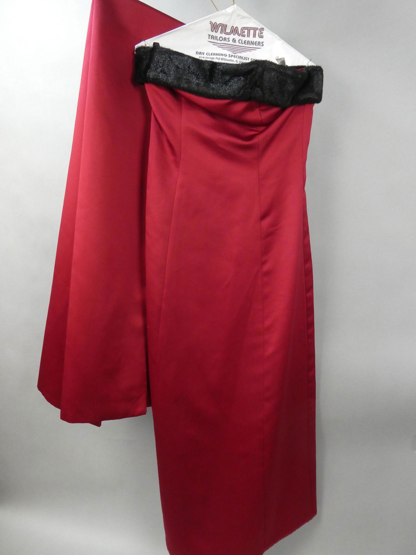 Vintage Jeffrey & Dara Evenings by Tom Barra Red Velvet Dress & Scarf (1 of 8)