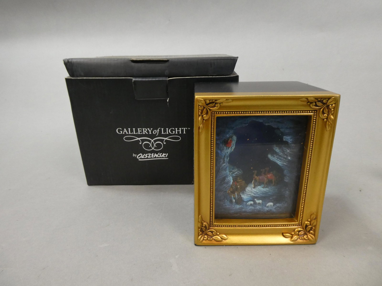 Olszewski Gallery of Light A Guarding Light 4013997 In box: Olszewski Gallery of Light A Guarding Light 4013997 In box. Measurements in inches: 6 x 4 x 5 Condition:New in box, never used Shipping:We offer in-house shipping. Item(s) will be packed after invoice