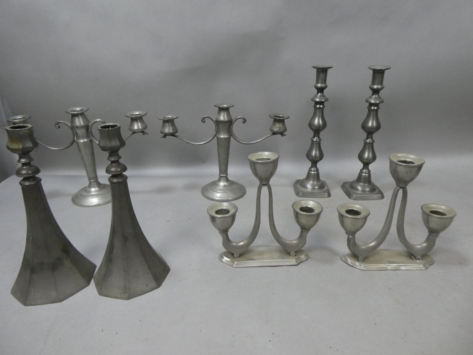 4 Sets Antique Pewter Candlestick Candle Holders Reed & Barton Silvercraft etc: 4 Sets Antique Pewter Candlestick Candle Holders including Reed & Barton, SilverCraft, Continental and Colonial Casting. Condition:Normal wear with age and use Shipping:We offer in-house shipping. Ite
