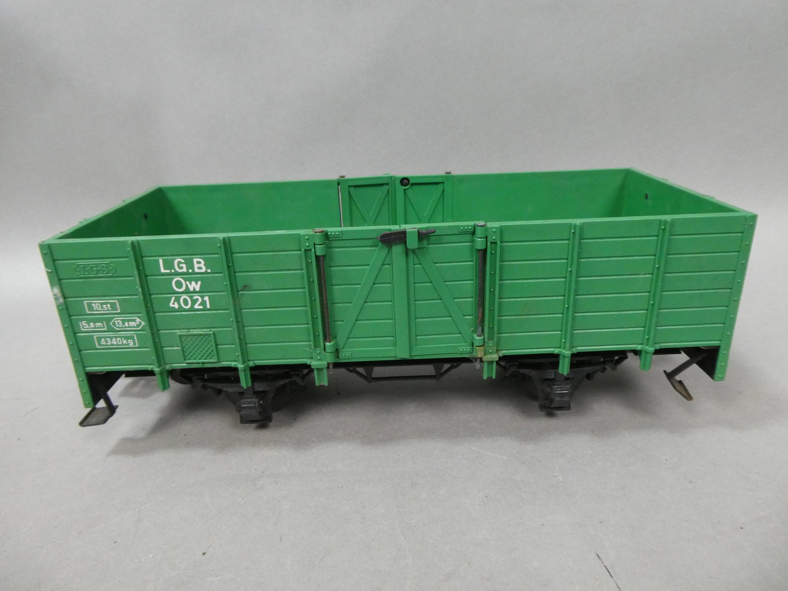 Lehmann LGB G Scale 4021 Gondola Car: Lehmann LGB G Scale 4021 Gondola Car. Condition:As found, needs a cleaning Shipping:We offer in-house shipping. Item(s) will be packed after invoice is paid and shipping charge will be invoiced separa