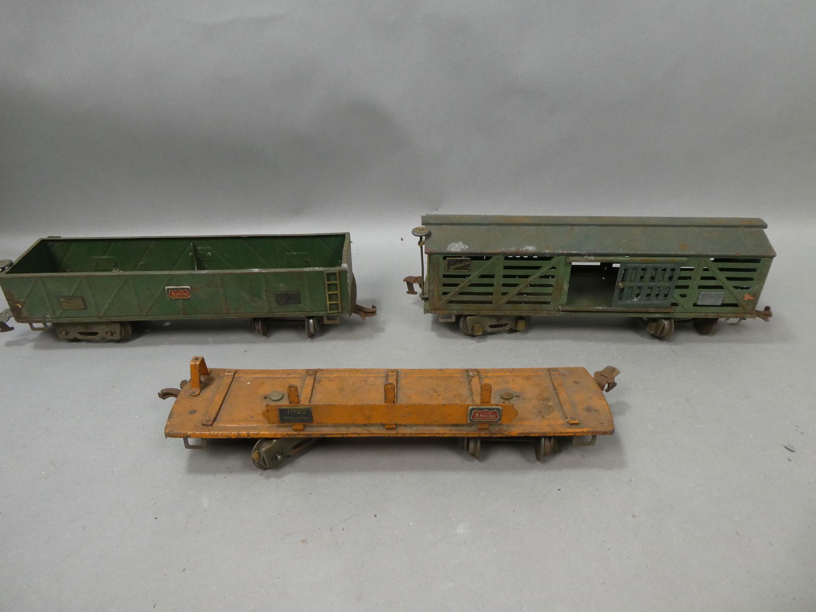 Lot 3 American Flyer 4017 Gondola 4020 Stock Car 4022 Lumber Car (1 of 10)