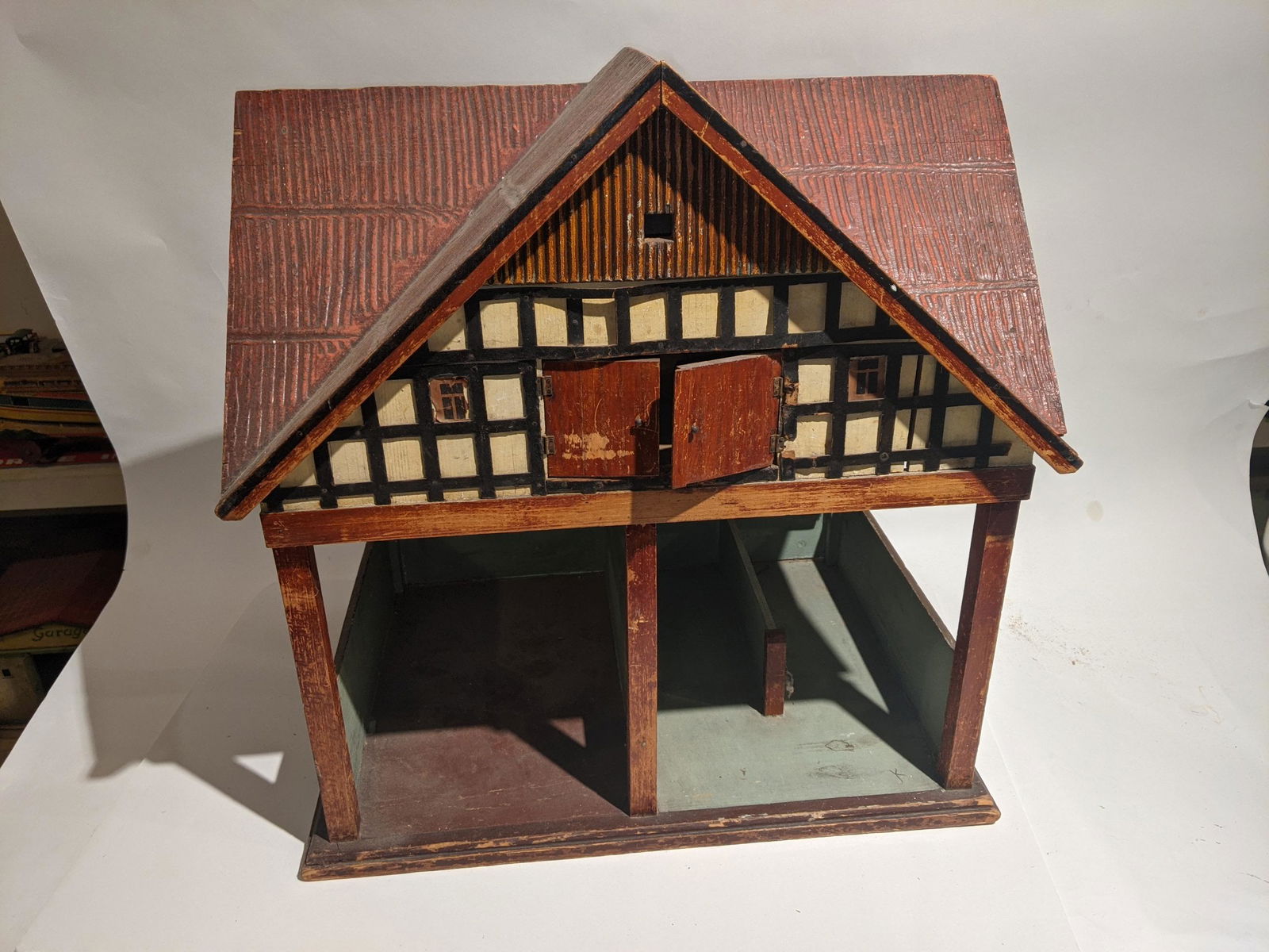 c1910 German Gottschalk Horse Stable Doll House (1 of 8)
