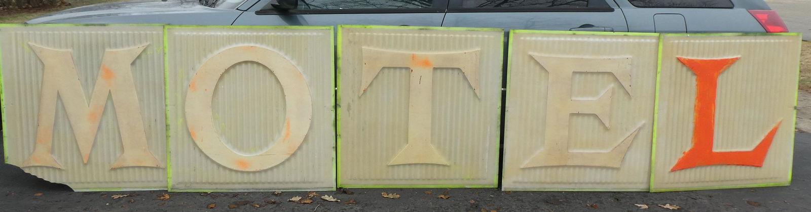 c1950's Motel Embossed 36" Square Large Plastic Sign (1 of 9)