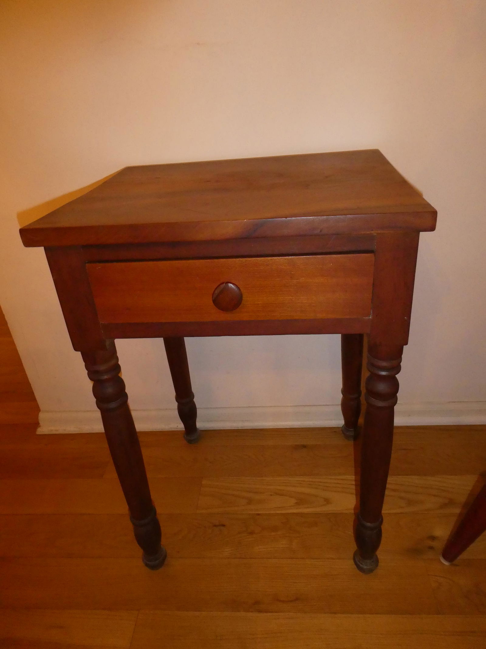 Vintage Country Pine End Side Table w/ Drawer (1 of 6)