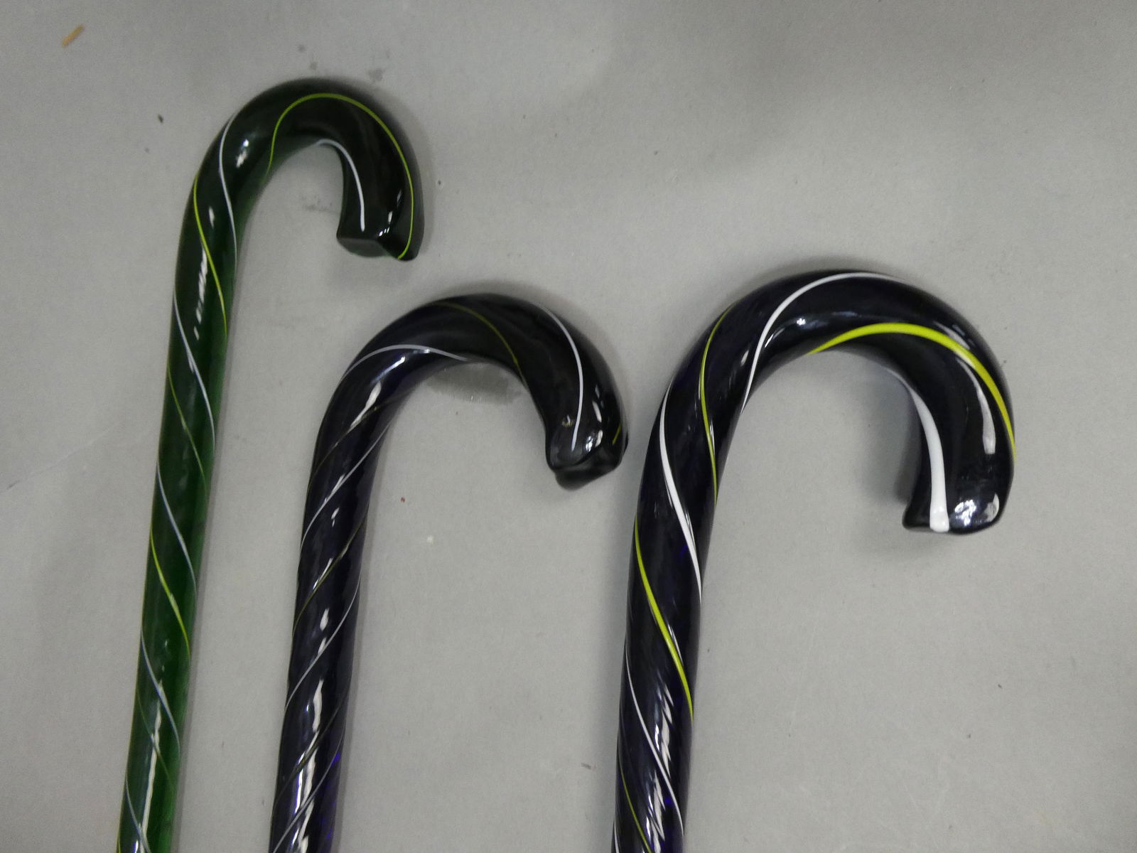 Lot 3 Vintage Candy Cane Style Blown Glass Walking Stick Canes (1 of 8)