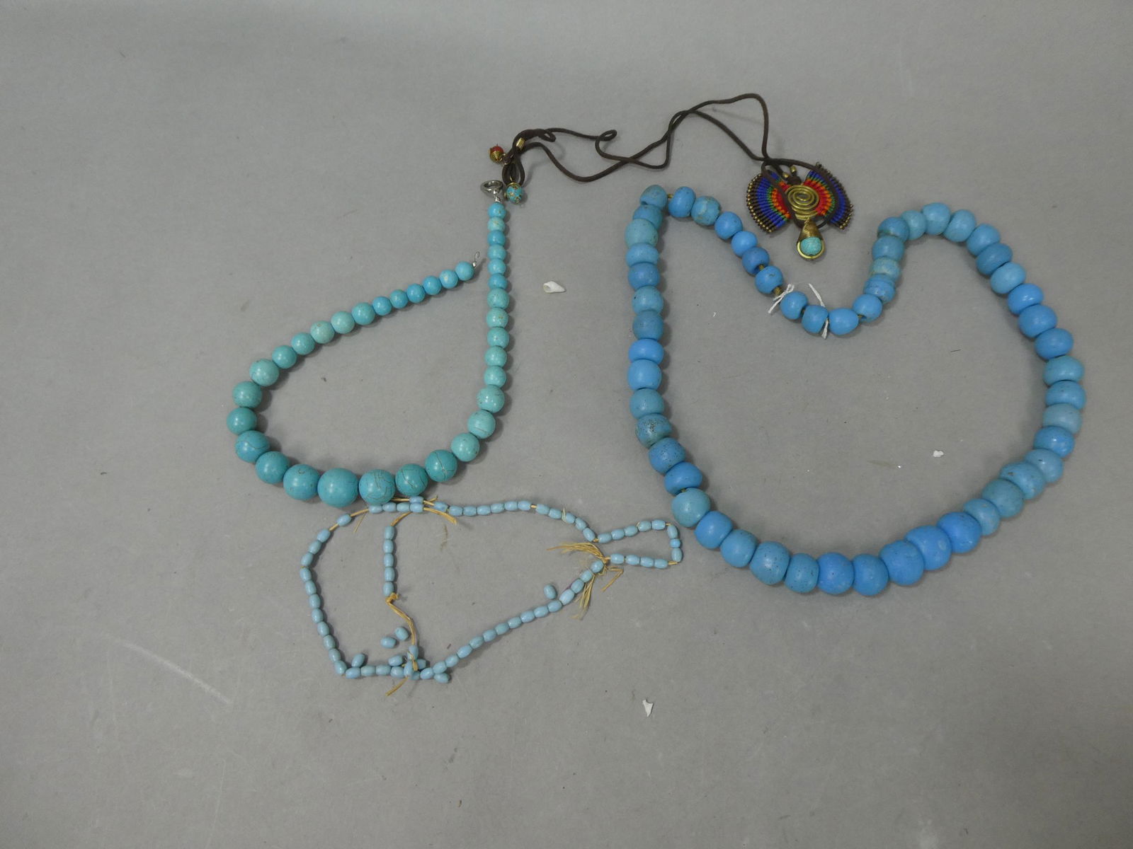Lot 4 Venetian Glass Turquoise Beaded Necklaces (1 of 11)