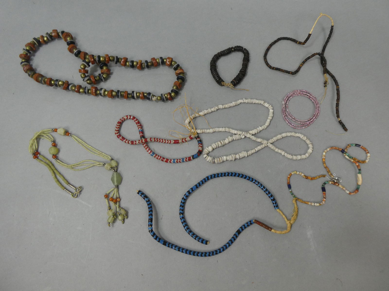 Lot 9 Antique Assorted African Trade Beaded Necklaces (1 of 17)