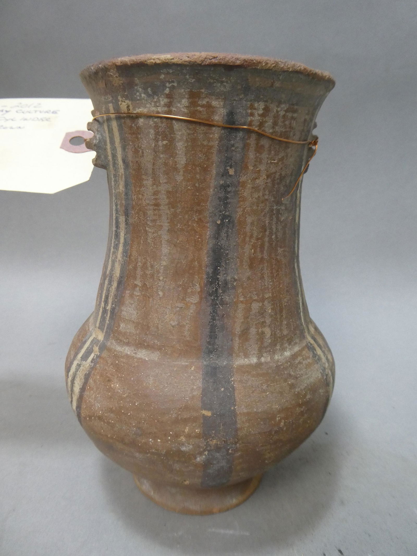 Repro Pre-Columbian Chumi Culture Red Terra Cotta Vase / Handles (1 of 5)