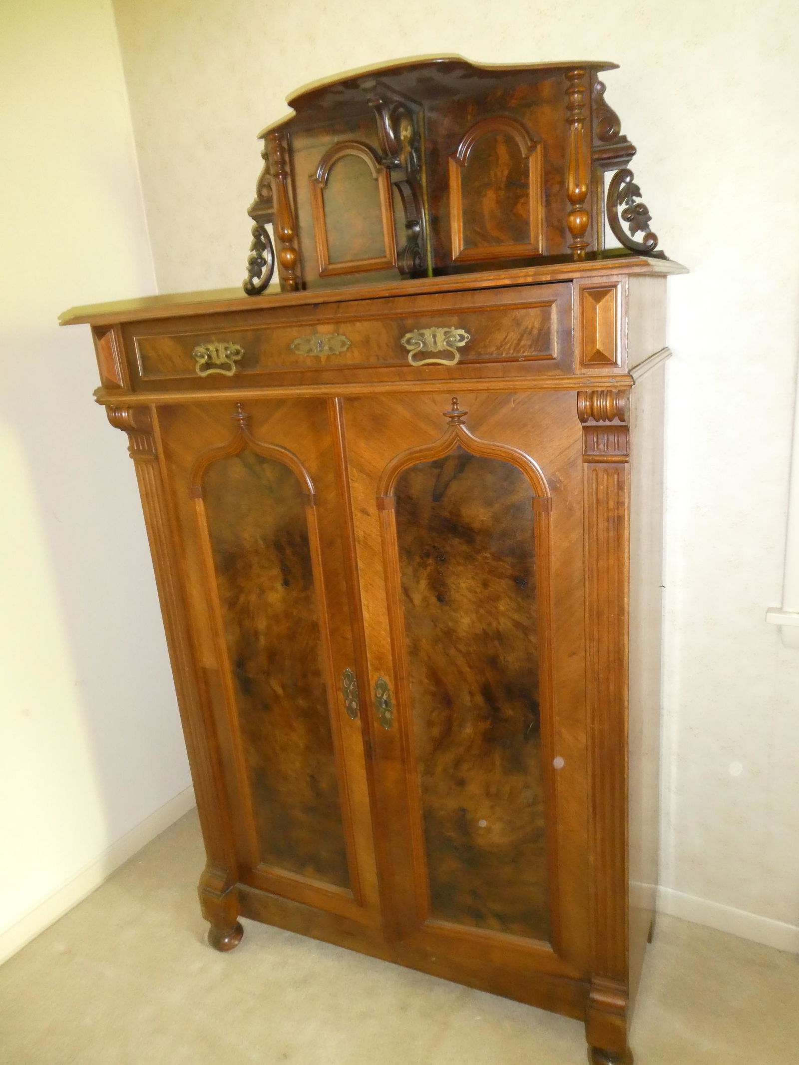 Antique Victorian Mahogany Ornate Carved Cabinet w. Backsplash (1 of 9)