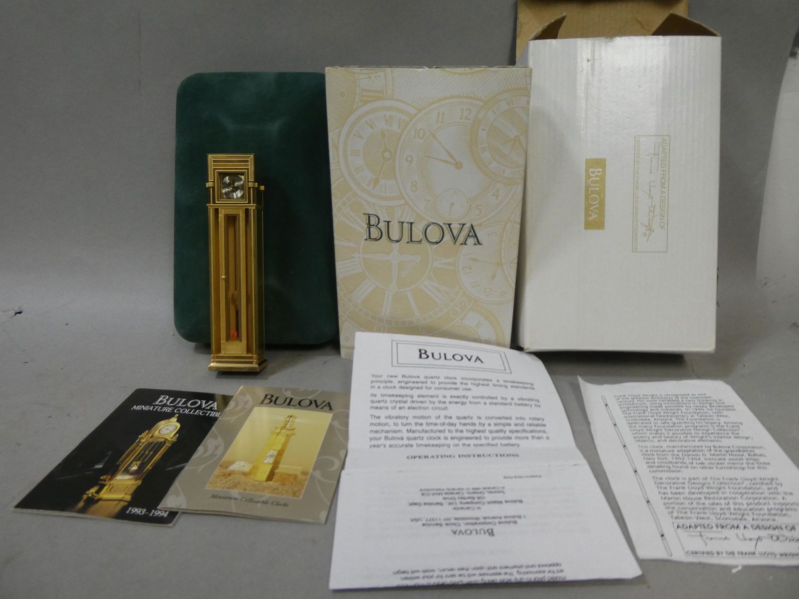 Bulova Miniature Clock Frank Lloyd Wright Limited Edition B0597 Original Box (1 of 7)