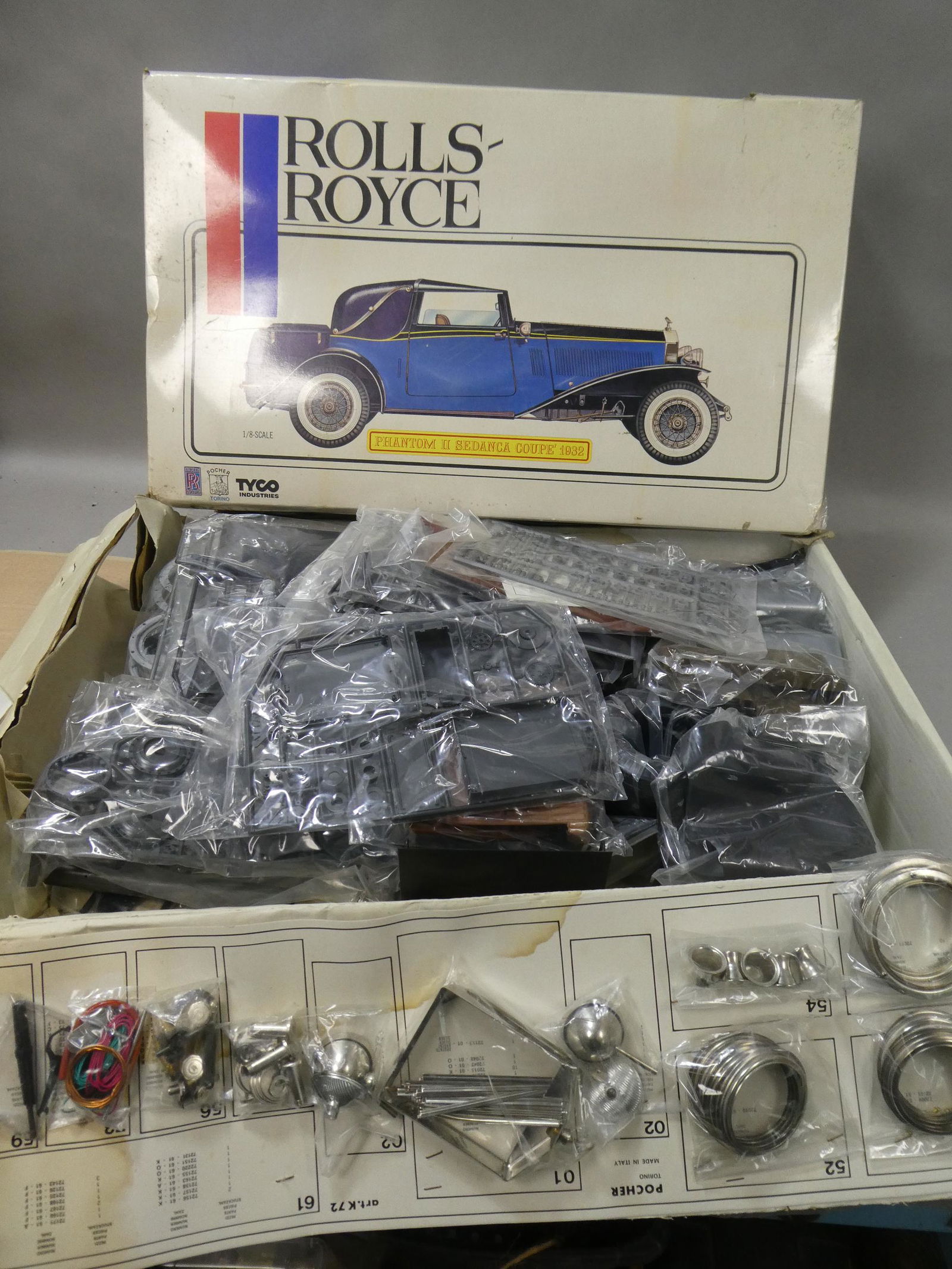 NOS Pocher Tyco 1/8 Scale Model Kit Rolls-Royce Phantom II Sedanca Coupe 1932 (1 of 10)