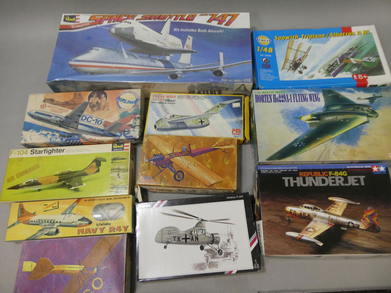 Lot 11 NOS Assorted Airplane Model Kits Lindberg Revell Tamiya Smer Dragon etc (1 of 12)