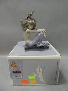 Lladro 1413 Illusion Figurine in Box w/ Base Mermaid: Lladro 1413 Illusion Figurine in Box w/ Base Mermaid. Measurements in inches: 7 high Condition:Good with no chips, cracks or repairs Shipping:We offer in-house shipping. Item(s) will be packed after i