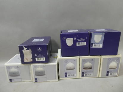 Lot 8 Lladro Bells Cups & Scroll 17615-16 7613 17657 17658 7677 In Boxes: Lot 8 Lladro Bells Cups & Scroll 17615-16 7613 17657 17658 7677 In Boxes. Condition:Good with no chips, cracks or repairs Shipping:We offer in-house shipping. Item(s) will be packed after invoice is p