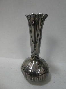 Christofle France Art Nouveau Silver Plate Bud Vase: Christofle France Art Nouveau Silver Plate Bud Vase. Measurements in inches: 5 high Condition:Good with no problems Shipping:We offer in-house shipping. Item(s) will be packed after invoice is paid an